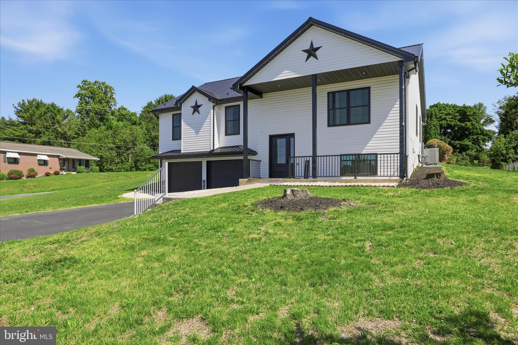 15 CANTERBURY DRIVE