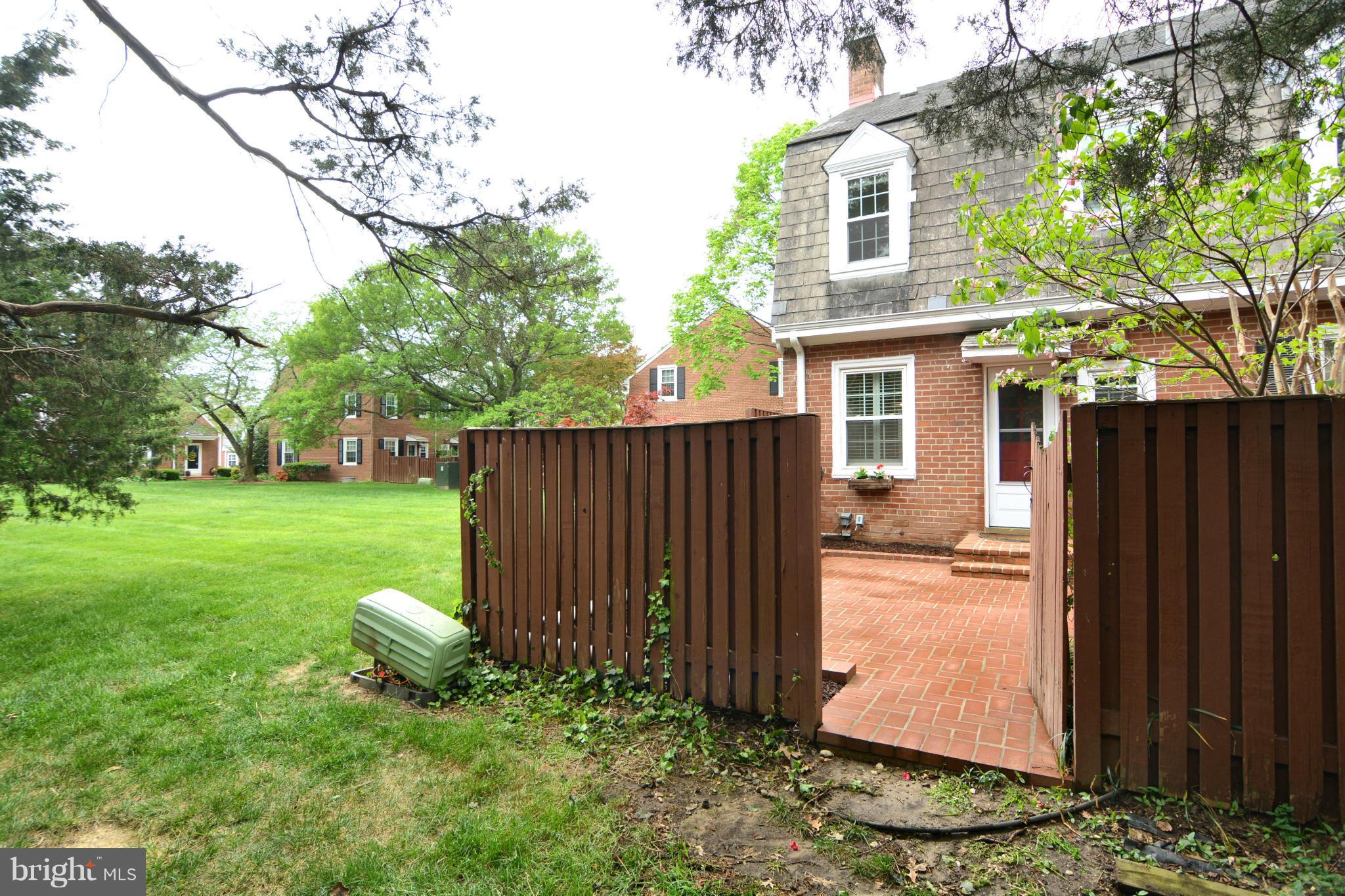 FAIRLINGTON - Residential