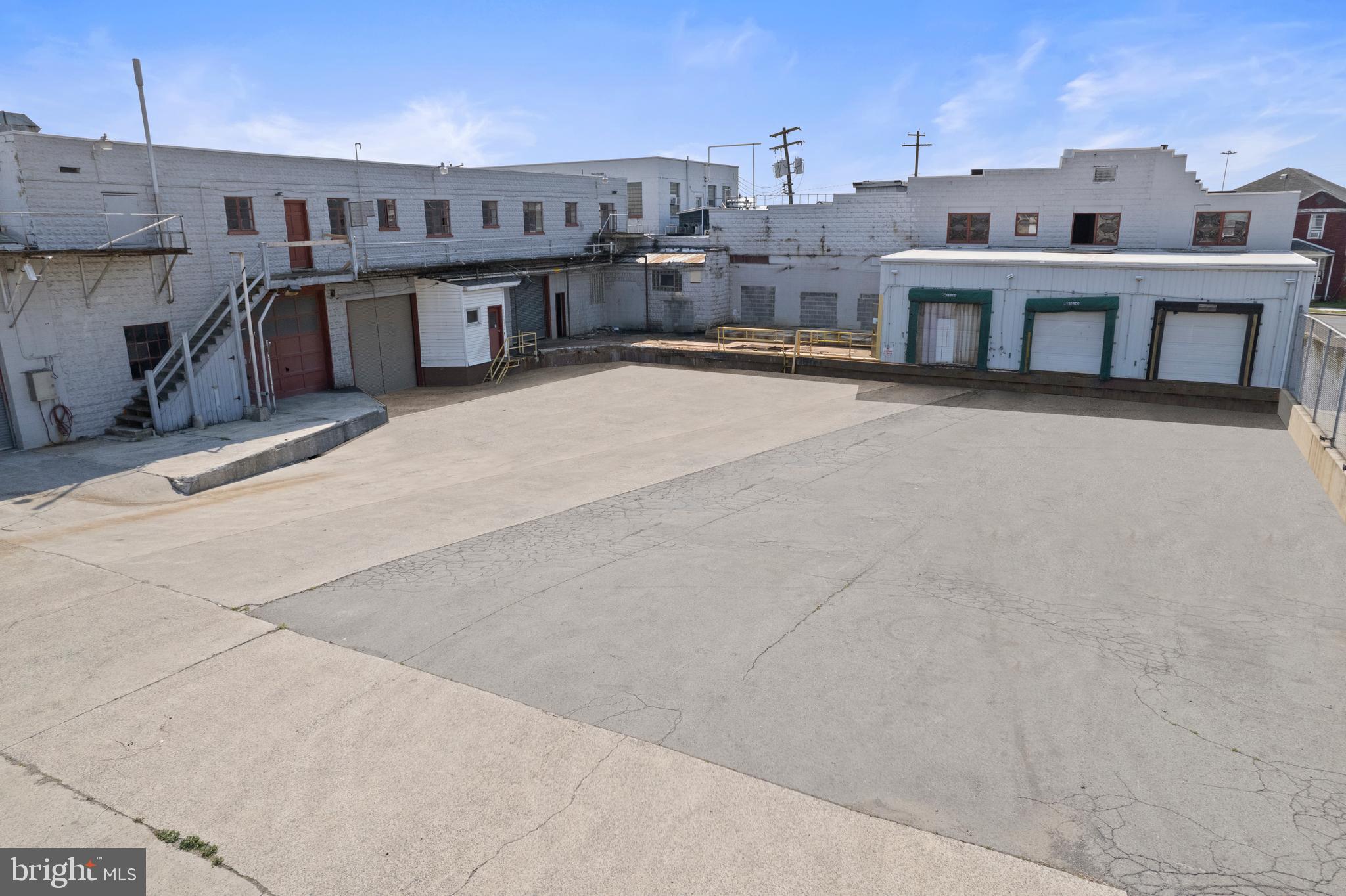 300 W INDUSTRIAL BOULEVARD