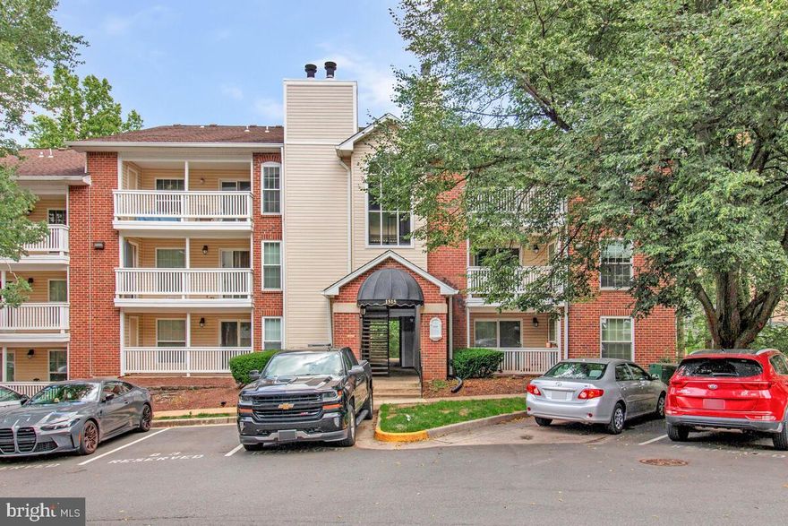 Welcome to this beautifully updated 1-bedroom condo in the sought-after Fountains at McLean! This bright, peaceful home features vaulted ceilings, large windows, and a cozy wood-burning fireplace, filling the space with natural light. The kitchen and laundry appliances were all updated in 2019, and all windows and sliding doors were replaced in 2020. Enjoy added charm with built-in shelves, a ceiling fan in the bedroom, and a private balcony with an outdoor storage closet.
The spacious bathroom includes a dual vanity and in-unit washer and dryer for convenience. Community amenities include a swimming pool, clubhouse, sauna, and fitness center. Located in a commuter-friendly neighborhood just steps to the Metro, Harris Teeter, Tysons Corner, Walmart, and more—this home combines comfort and convenience in one of Northern Virginia’s most walkable areas. Assigned parking and ample guest parking included. Easy access to I-495 and I-66.. Don’t miss this move-in-ready gem!