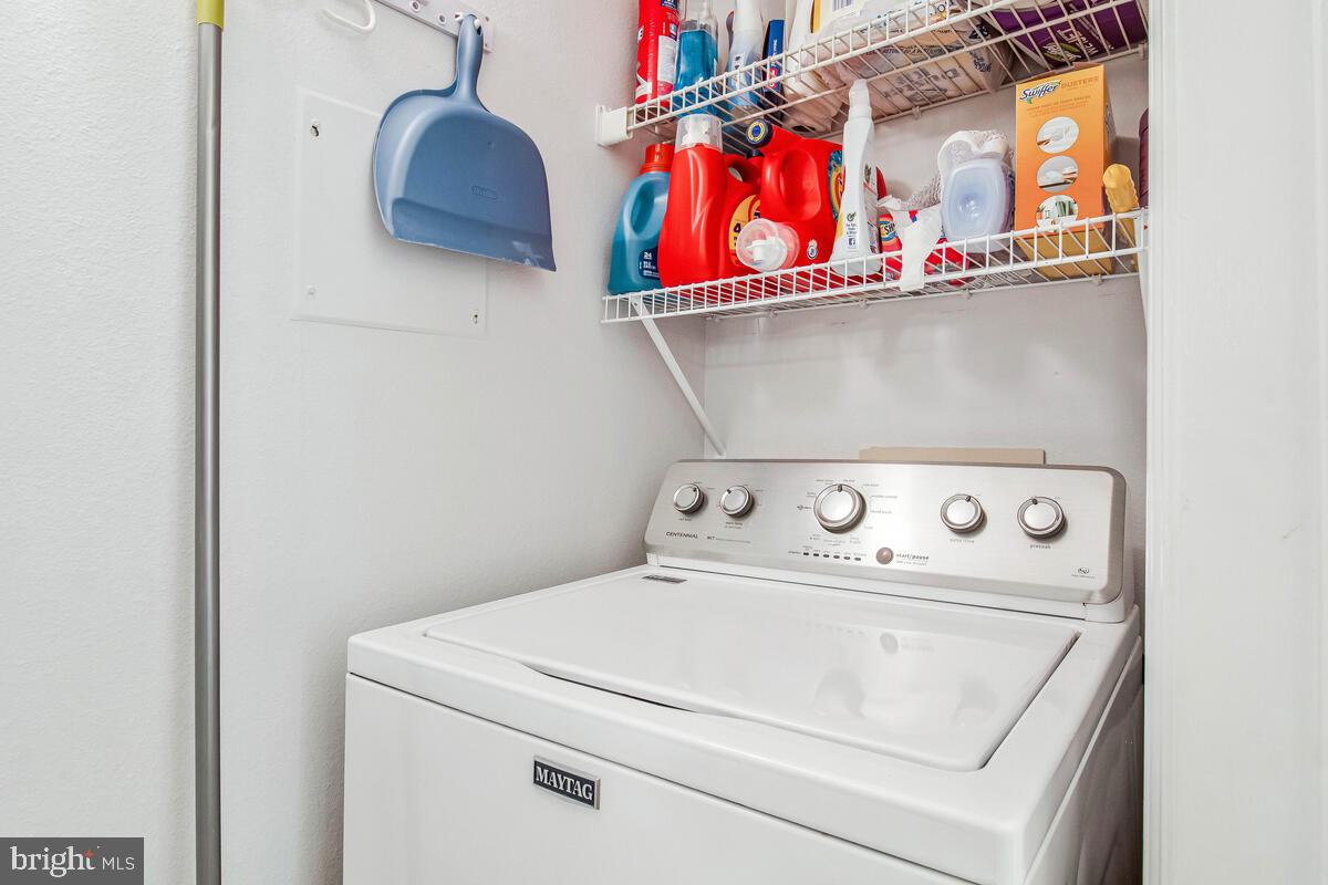 FOUNTAINS AT MCLEAN - Residential