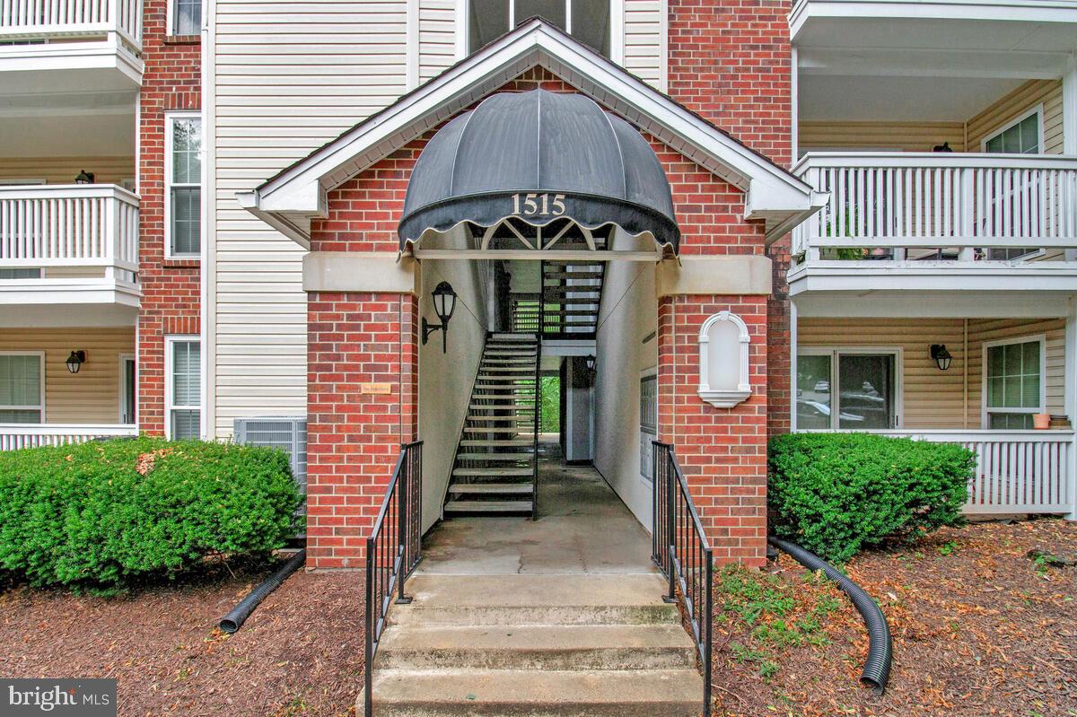 1515 LINCOLN WAY 304B