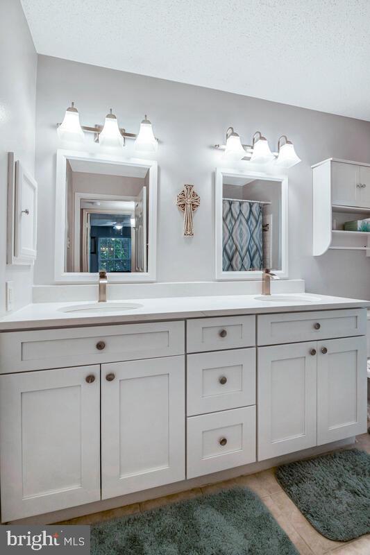 FOUNTAINS AT MCLEAN - Residential