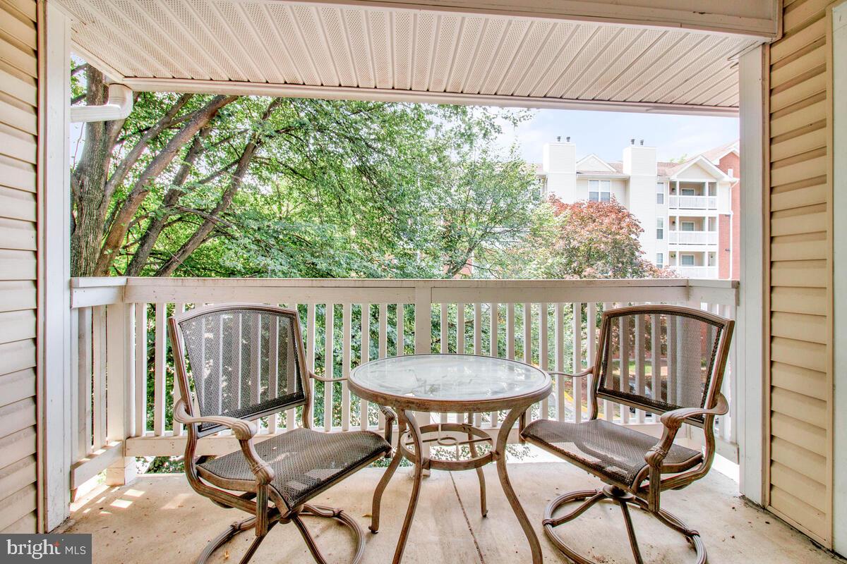 FOUNTAINS AT MCLEAN - Residential