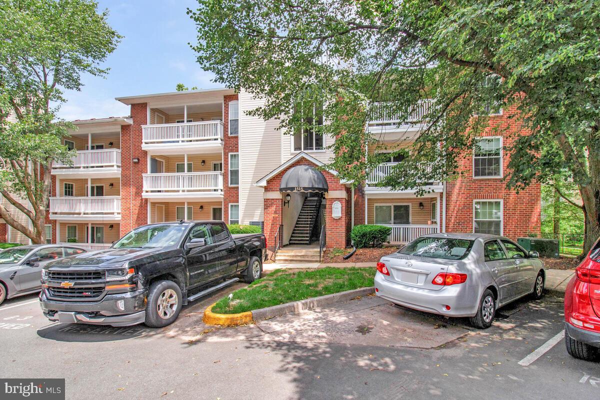 1515 LINCOLN WAY 304B