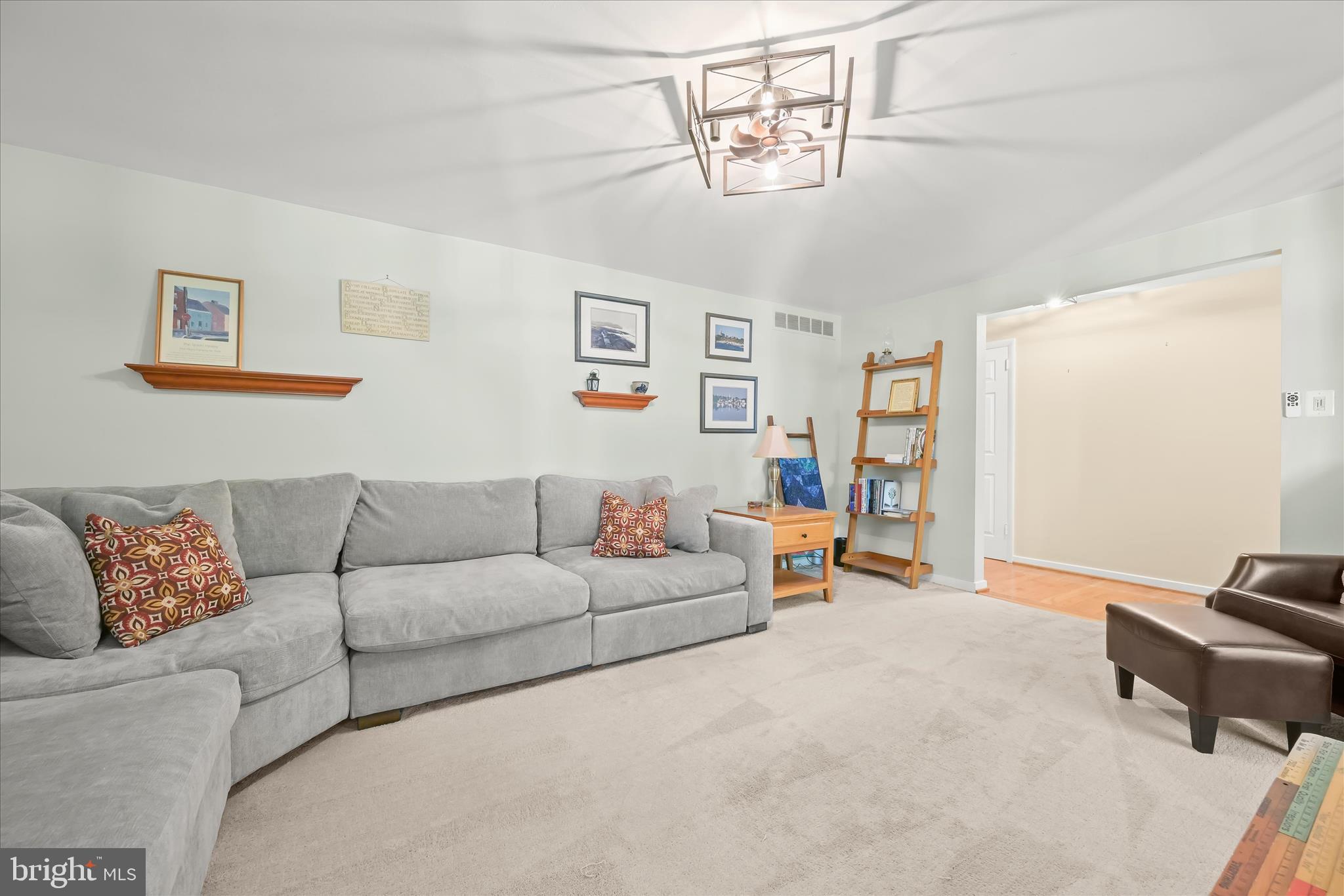 LONGFELLOW - Residential