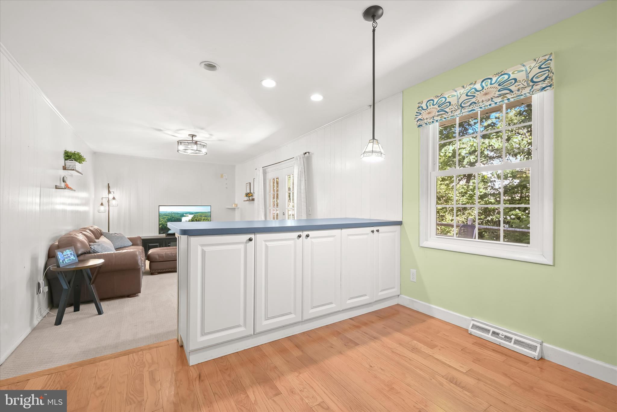 LONGFELLOW - Residential