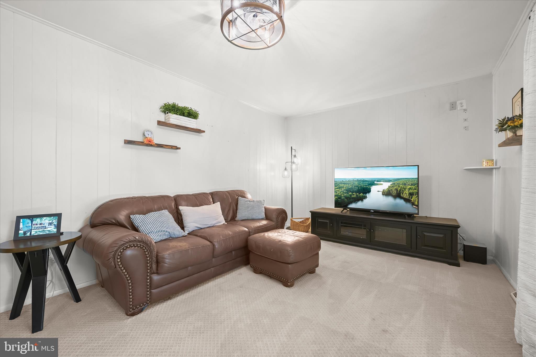 LONGFELLOW - Residential
