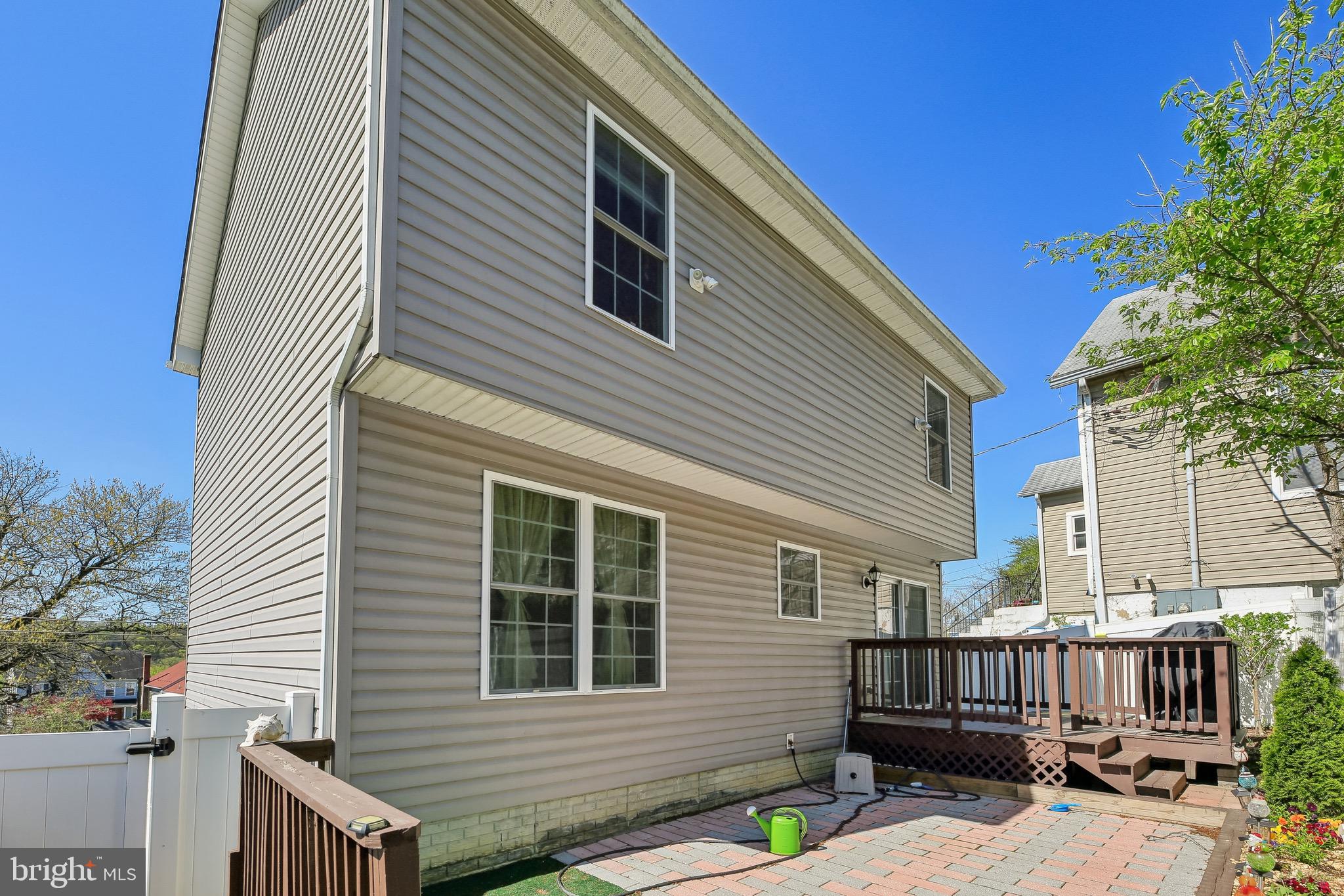 BRUNSWICK - Residential