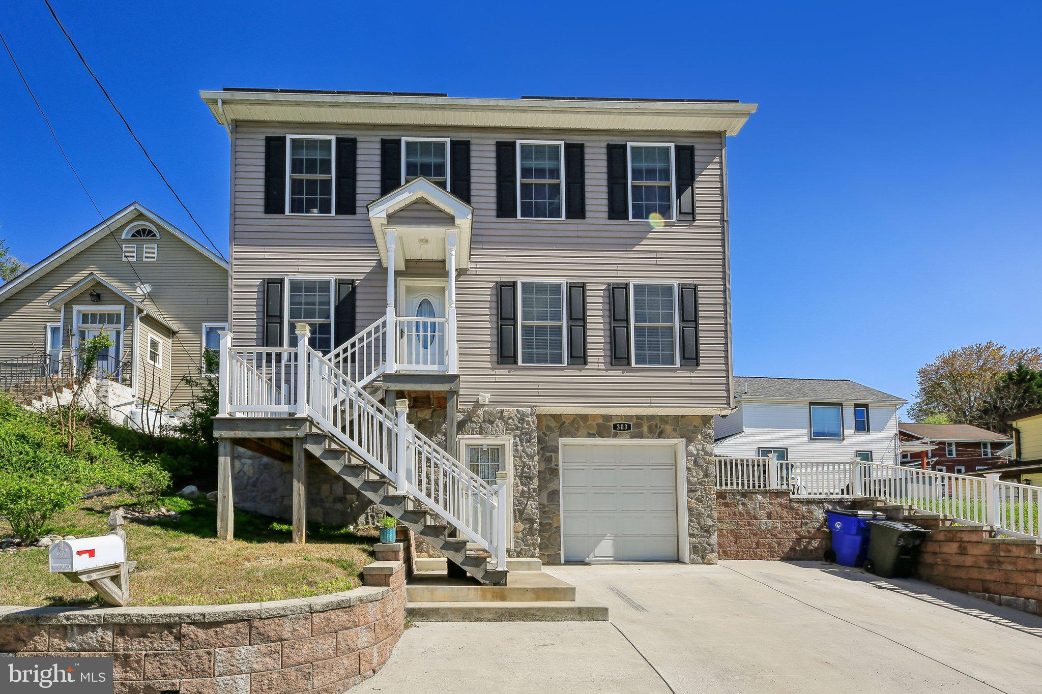 BRUNSWICK - Residential