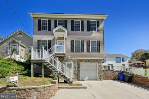 303 W B Street, Brunswick, MD MLS: MDFR2060802