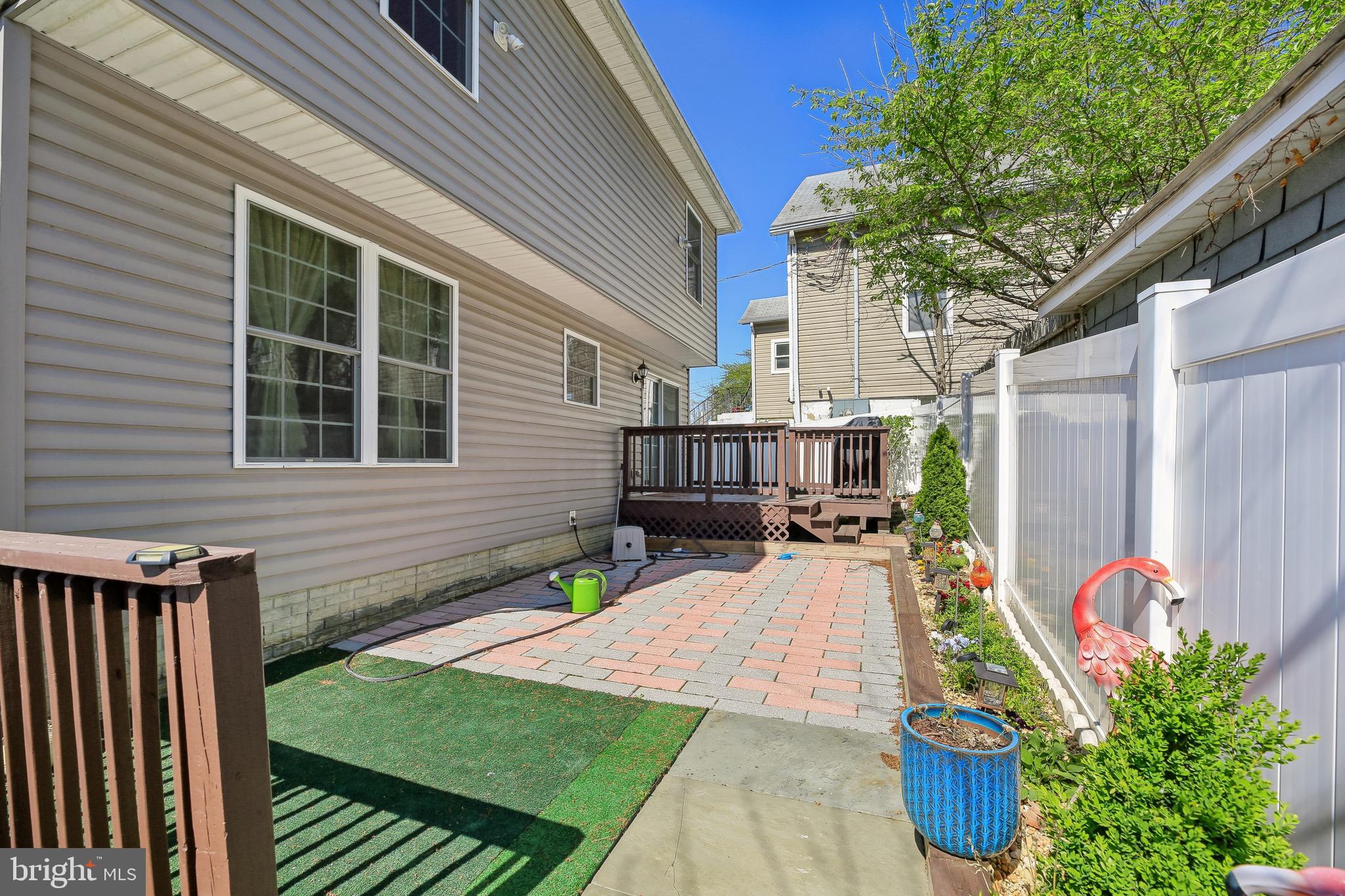 BRUNSWICK - Residential