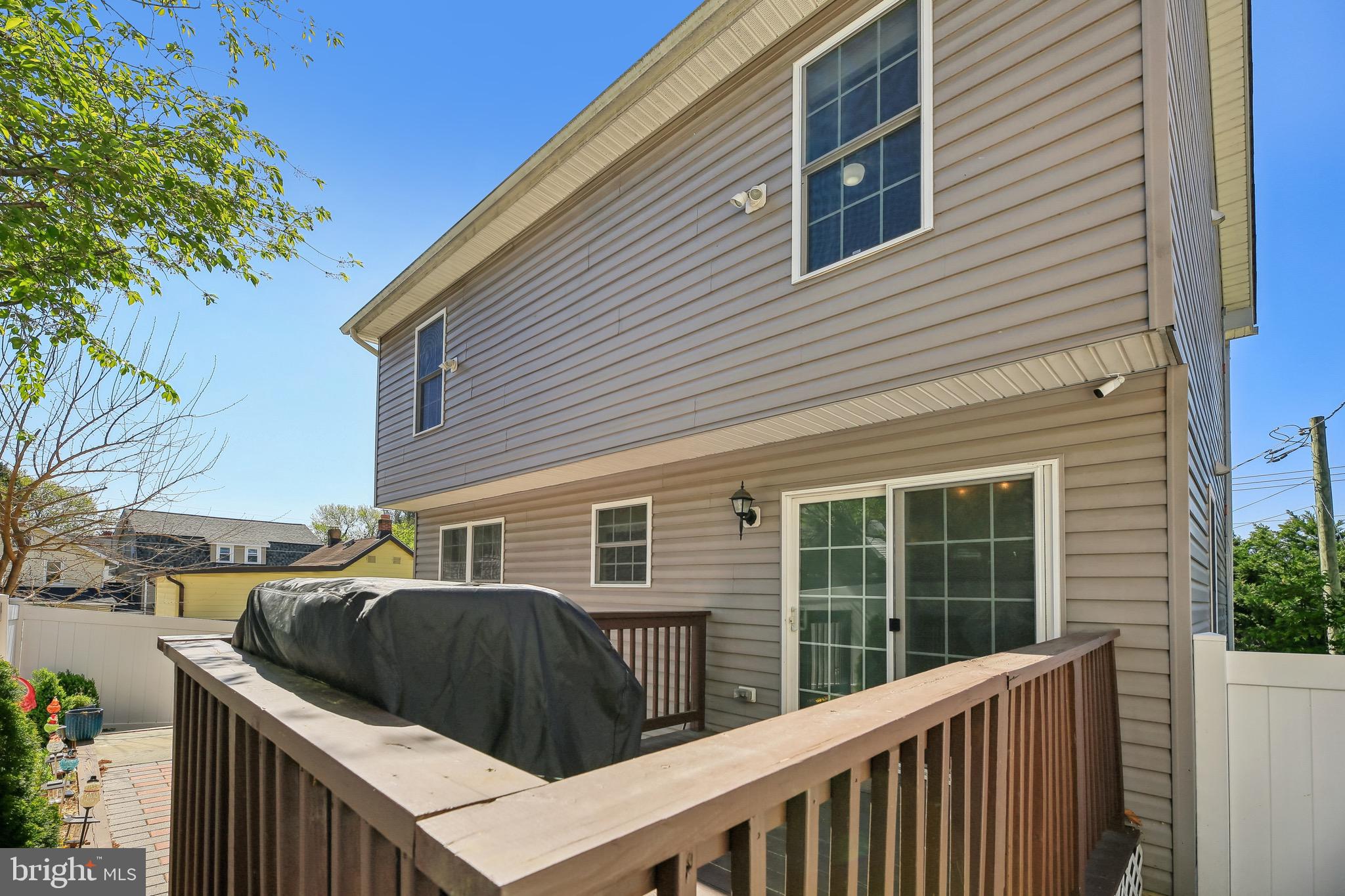 BRUNSWICK - Residential