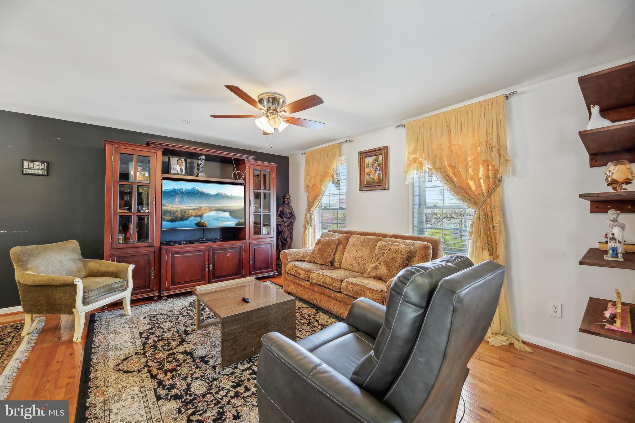 BRUNSWICK - Residential