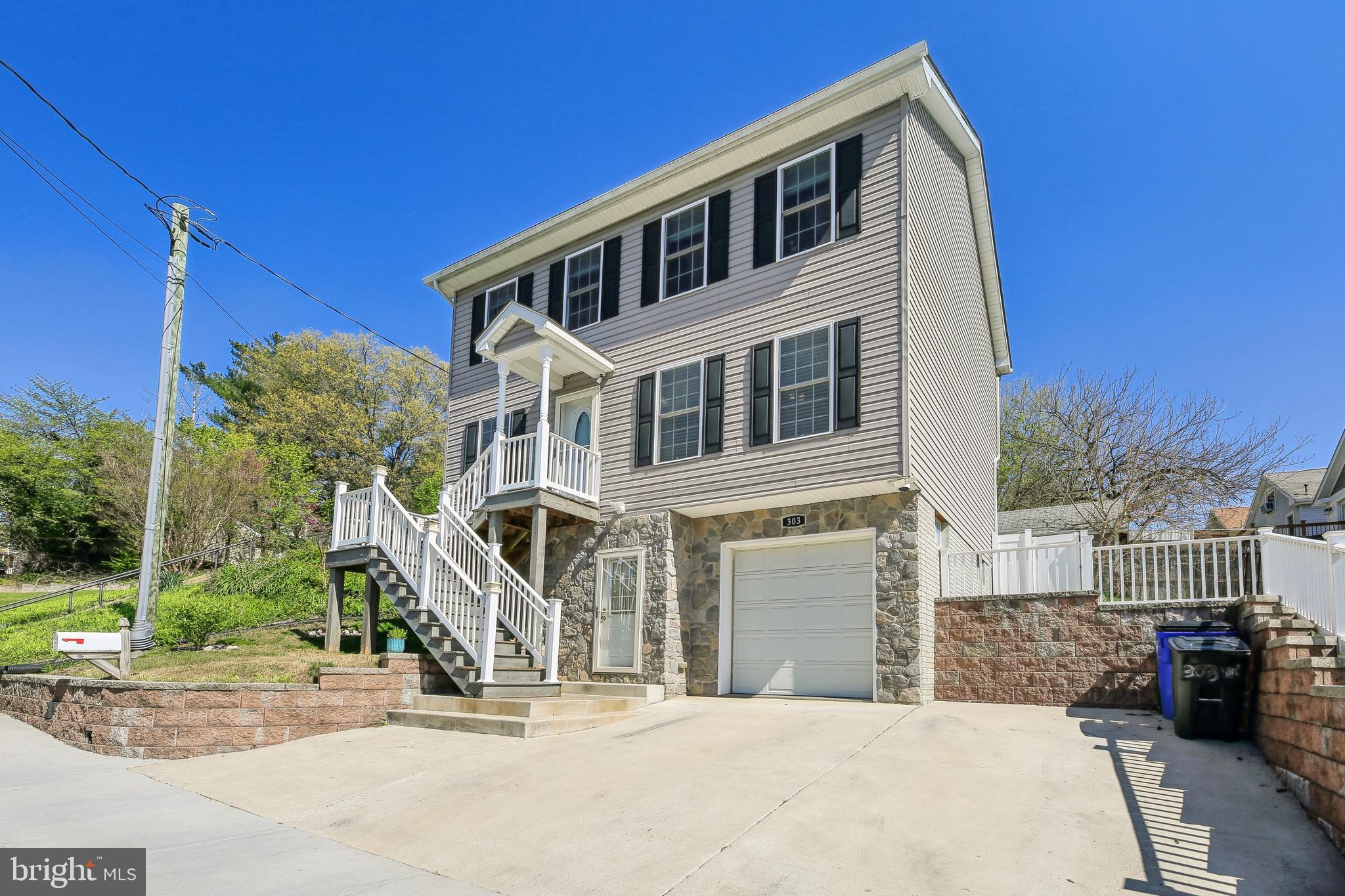 BRUNSWICK - Residential