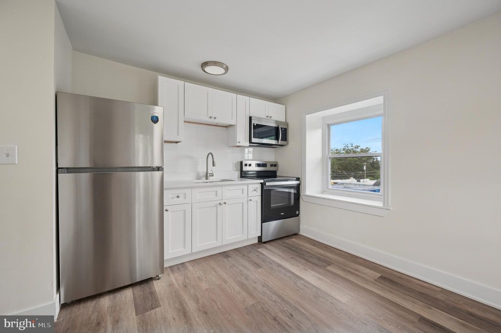 Photo of 111 W Queen Lane #3F, PHILADELPHIA, PA 19144 (MLS # PAPH2577864)