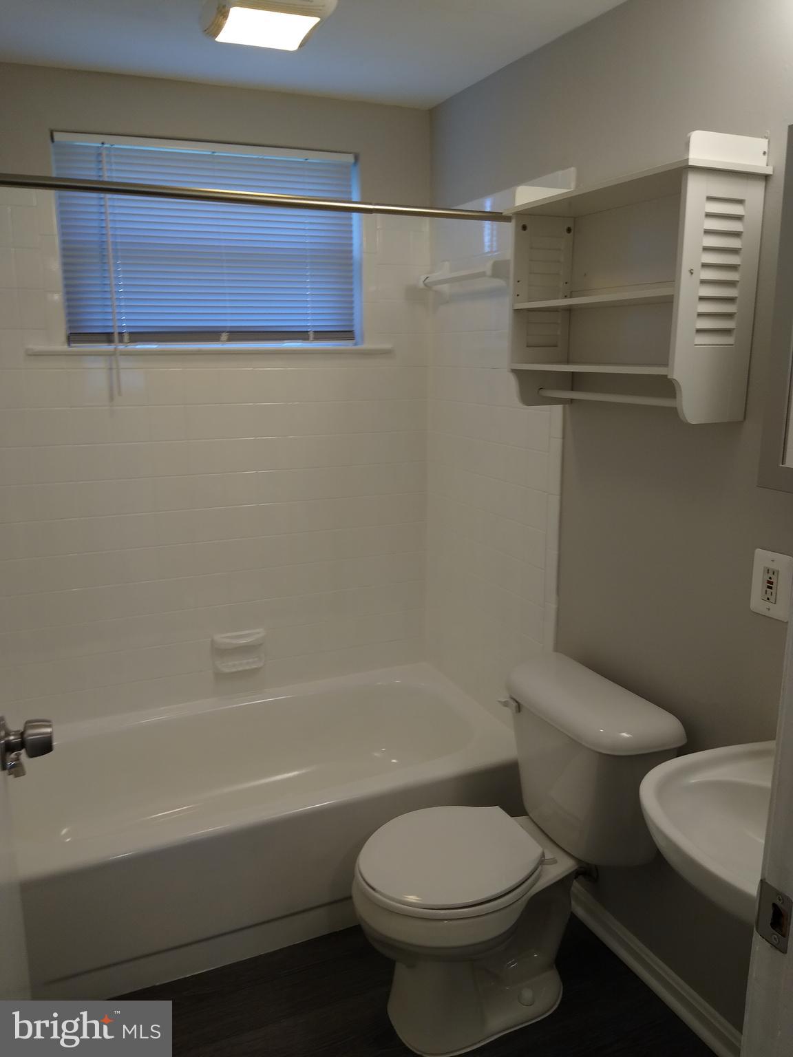 SOUTHGATE - Residential Lease