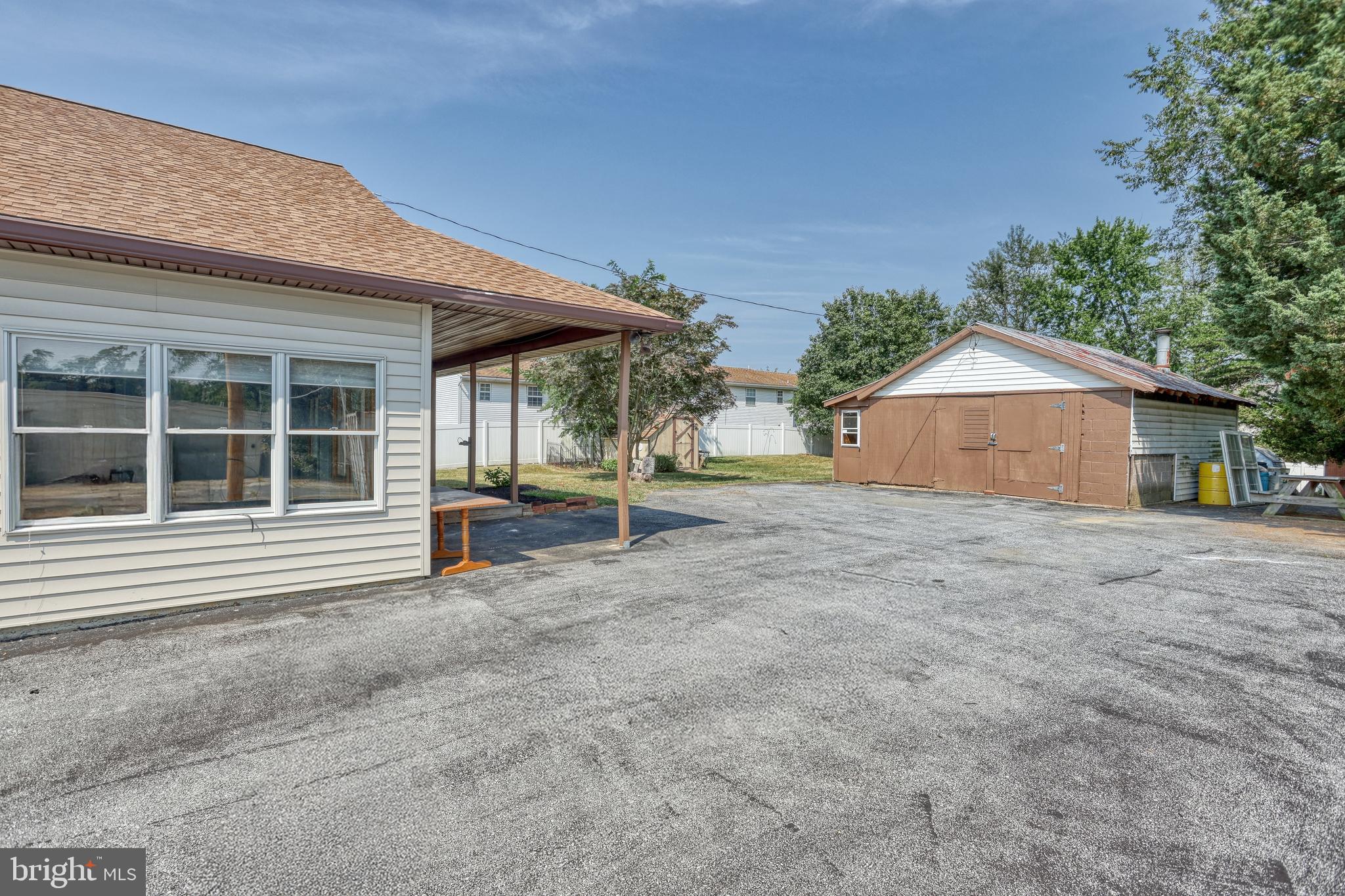 EAST PENNSBORO - Residential