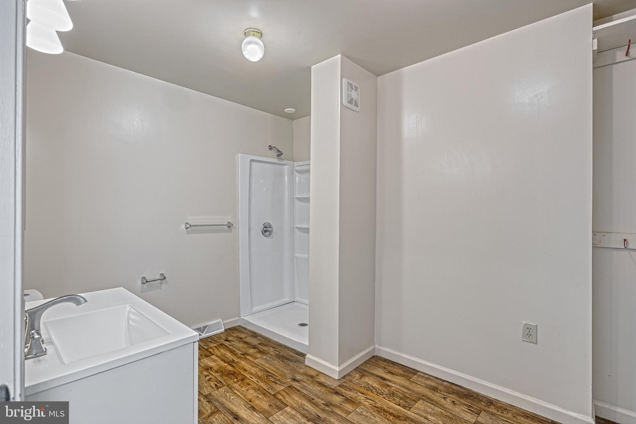 EAST PENNSBORO - Residential