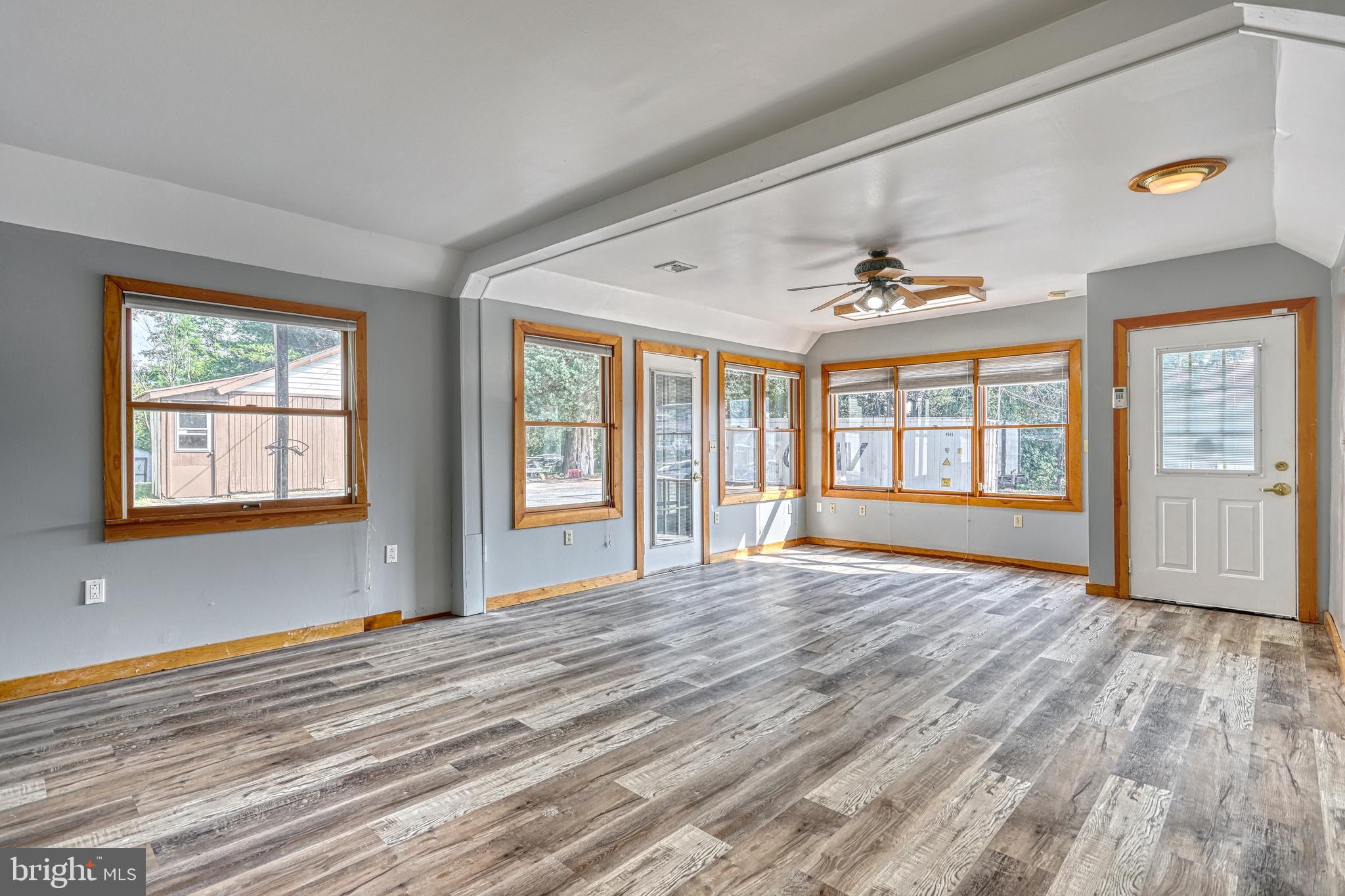 EAST PENNSBORO - Residential