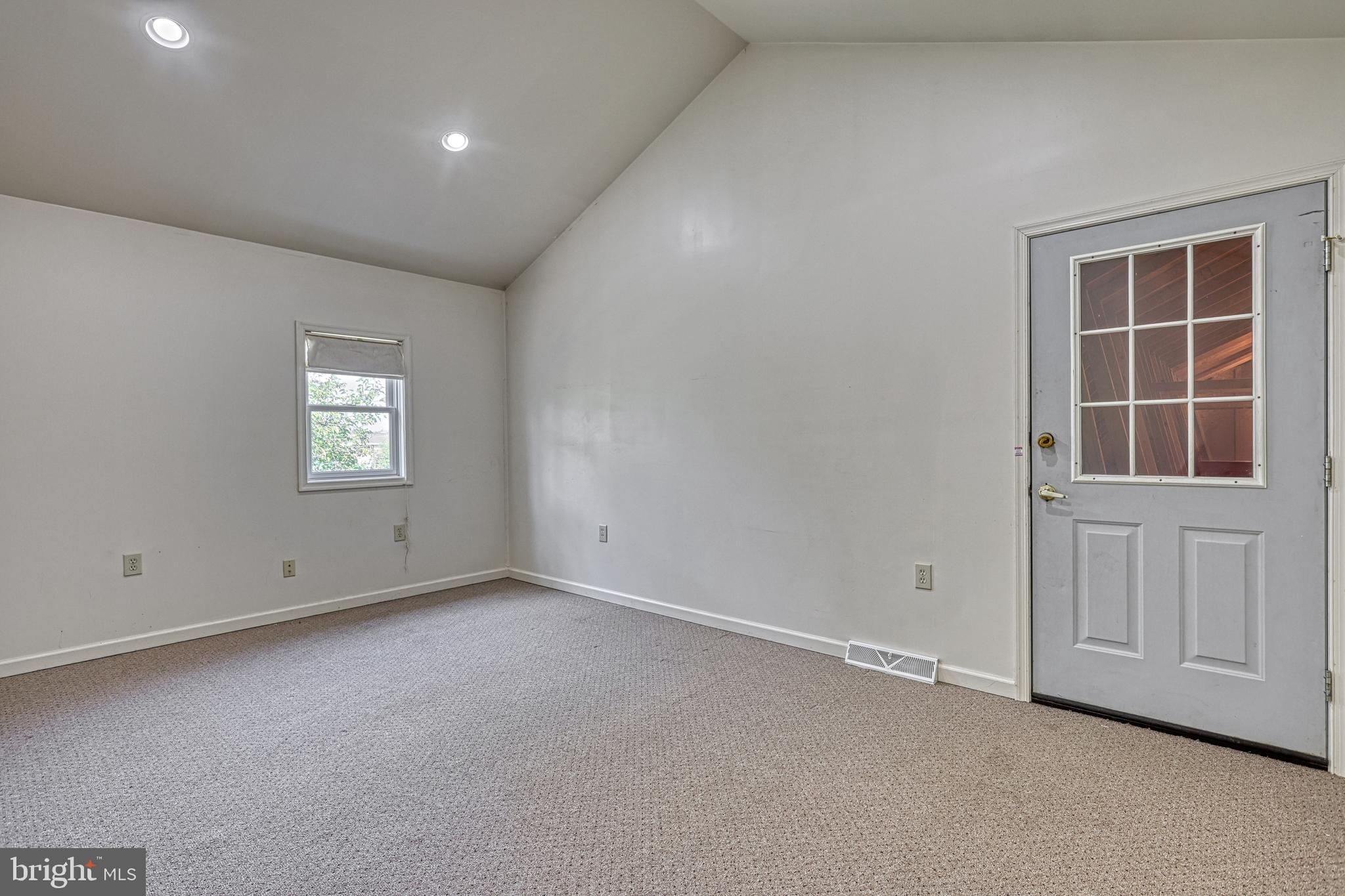 EAST PENNSBORO - Residential