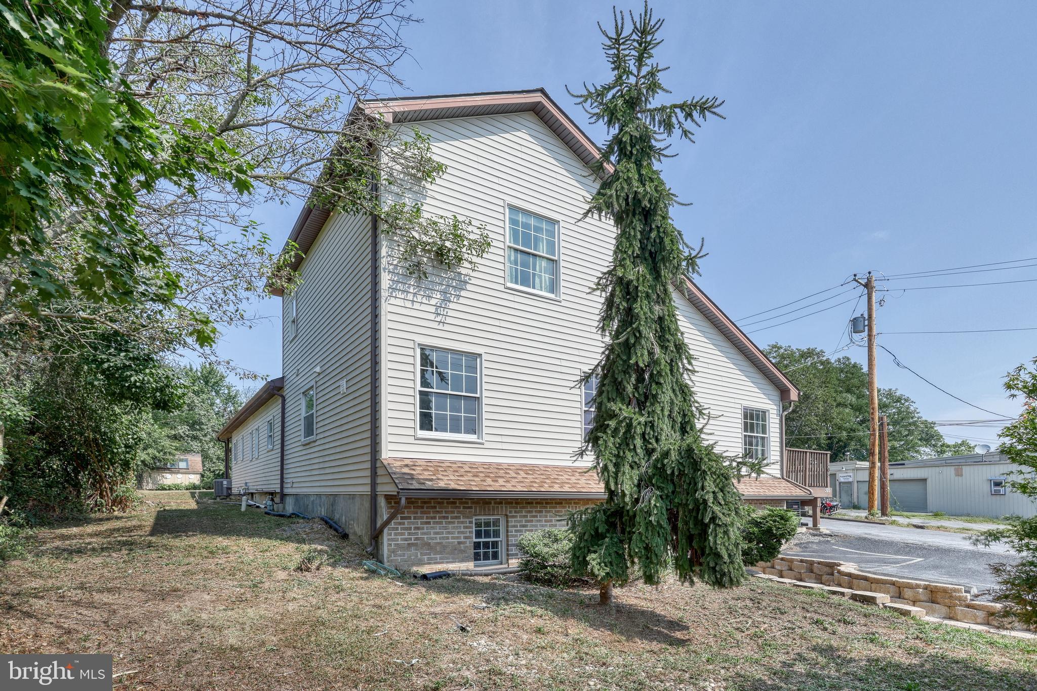 EAST PENNSBORO - Residential