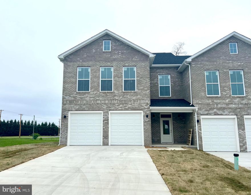 BRAND NEW CONSTRUCTION! Two story duplex with Ten ft ceiling heights on first floor and second floor. It has four bedrooms, 2.5 baths and two car garage, large primary bedroom with walk in closet and a roomy bathroom. Large family room open kitchen and breakfast area. Walk in Laundry area. Stainless steel appliances and granite tops.