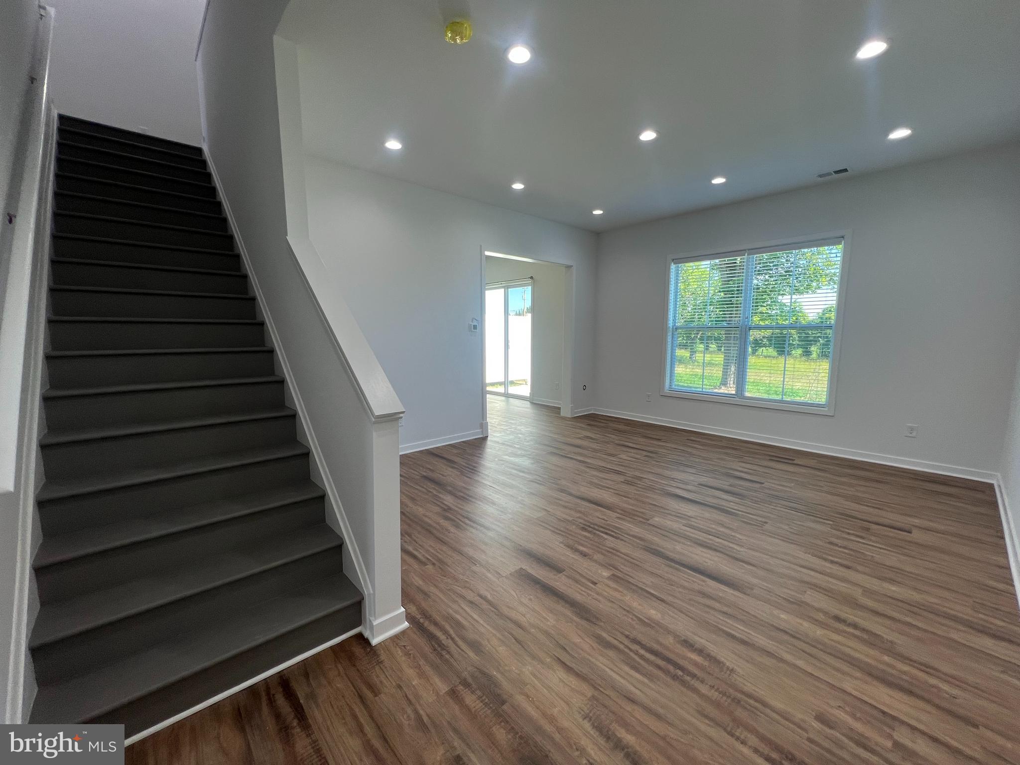 COLD SPRING RUN - Residential Lease