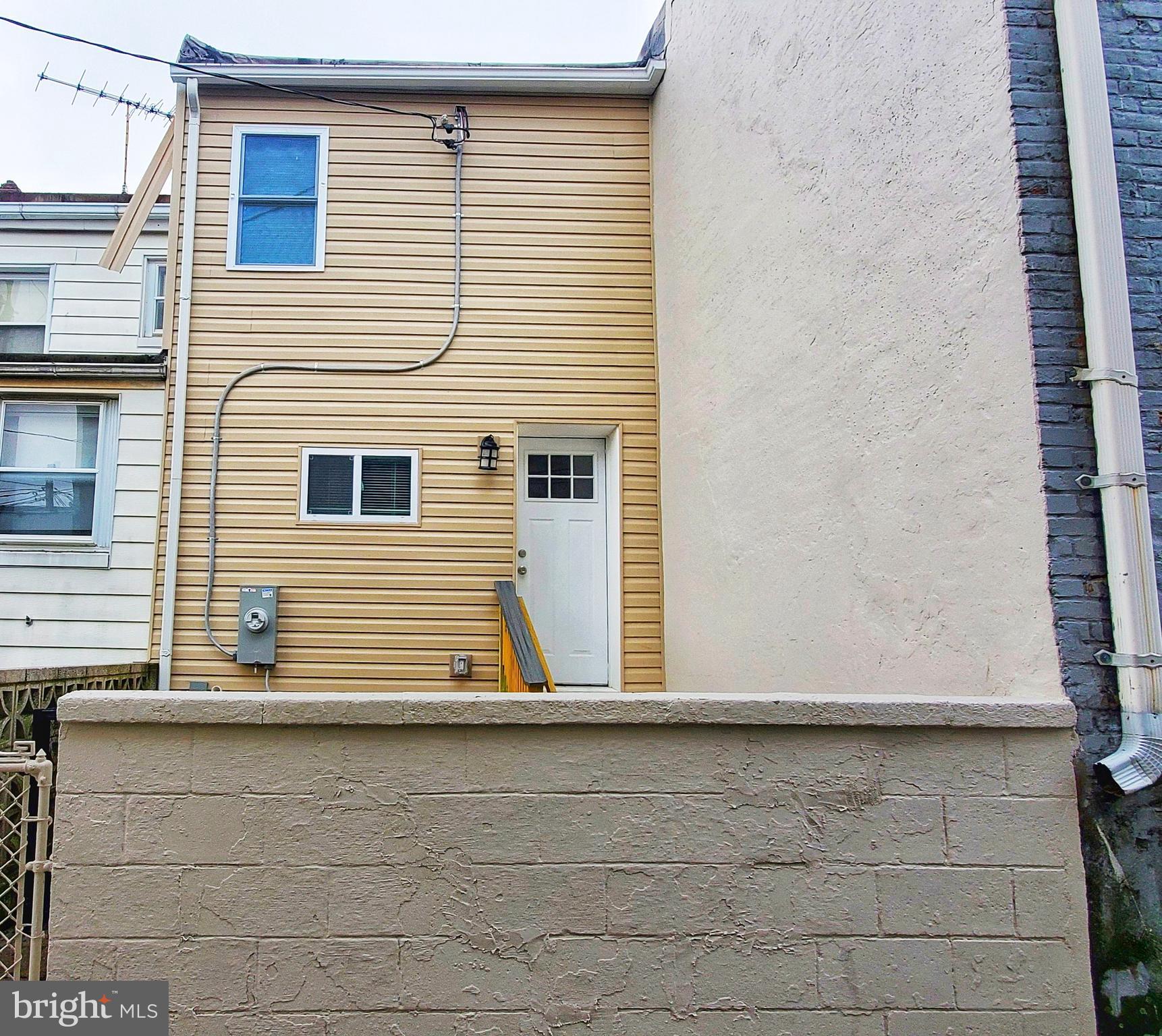 HIGHLANDTOWN - Residential