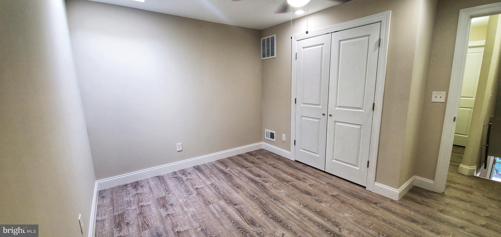 HIGHLANDTOWN - Residential