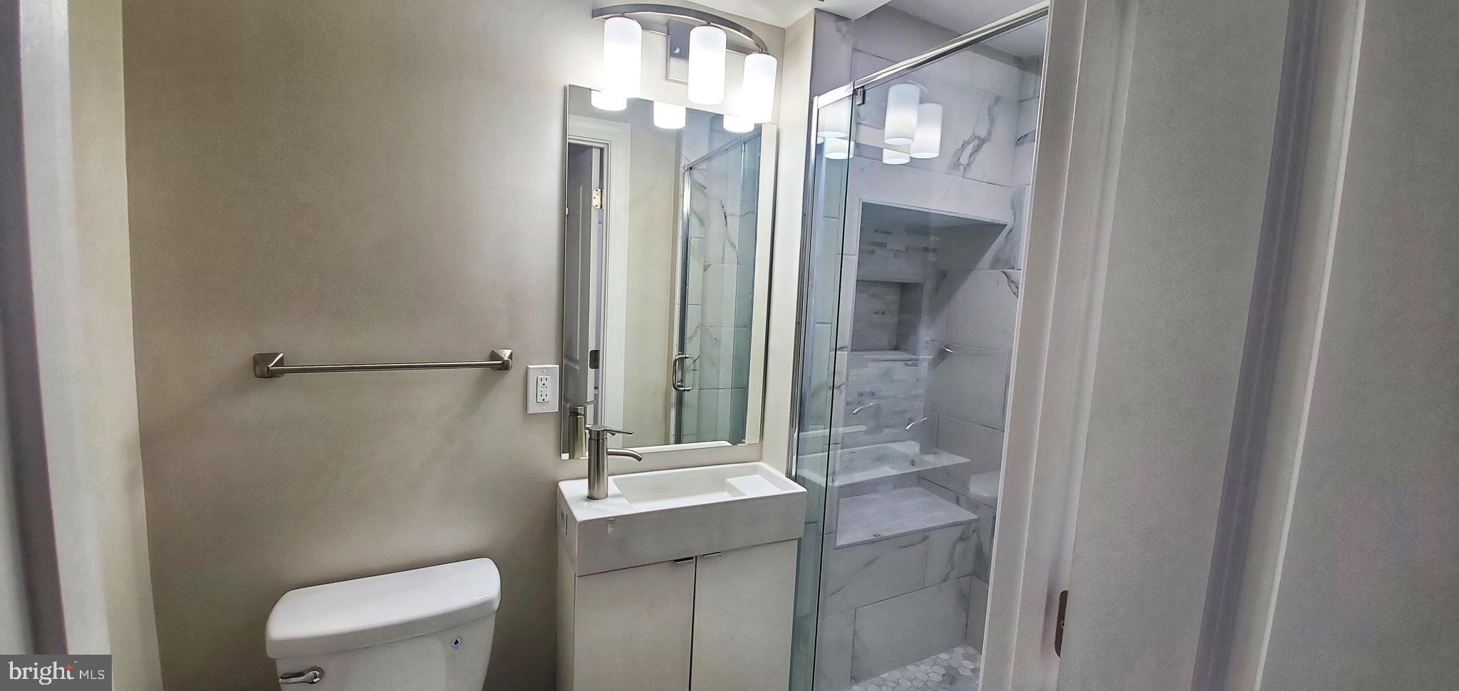 HIGHLANDTOWN - Residential