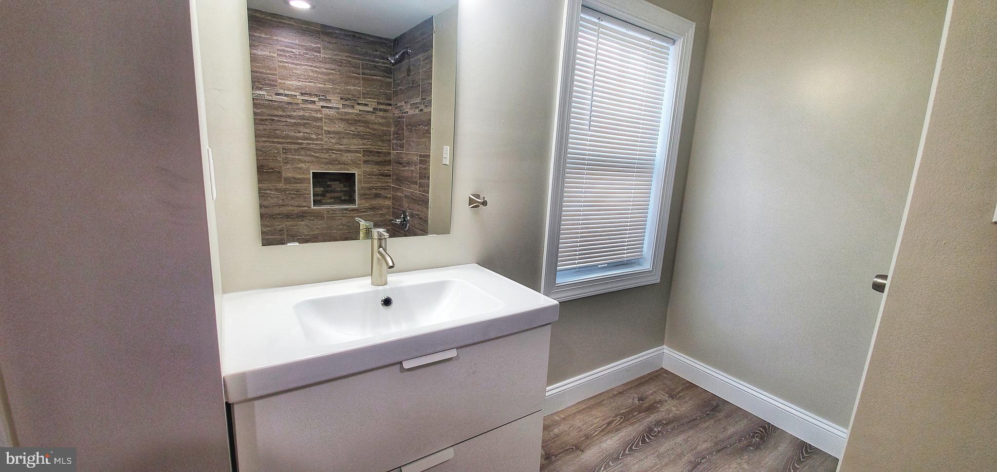 HIGHLANDTOWN - Residential