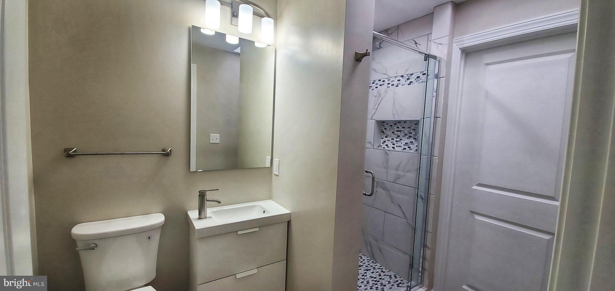 HIGHLANDTOWN - Residential