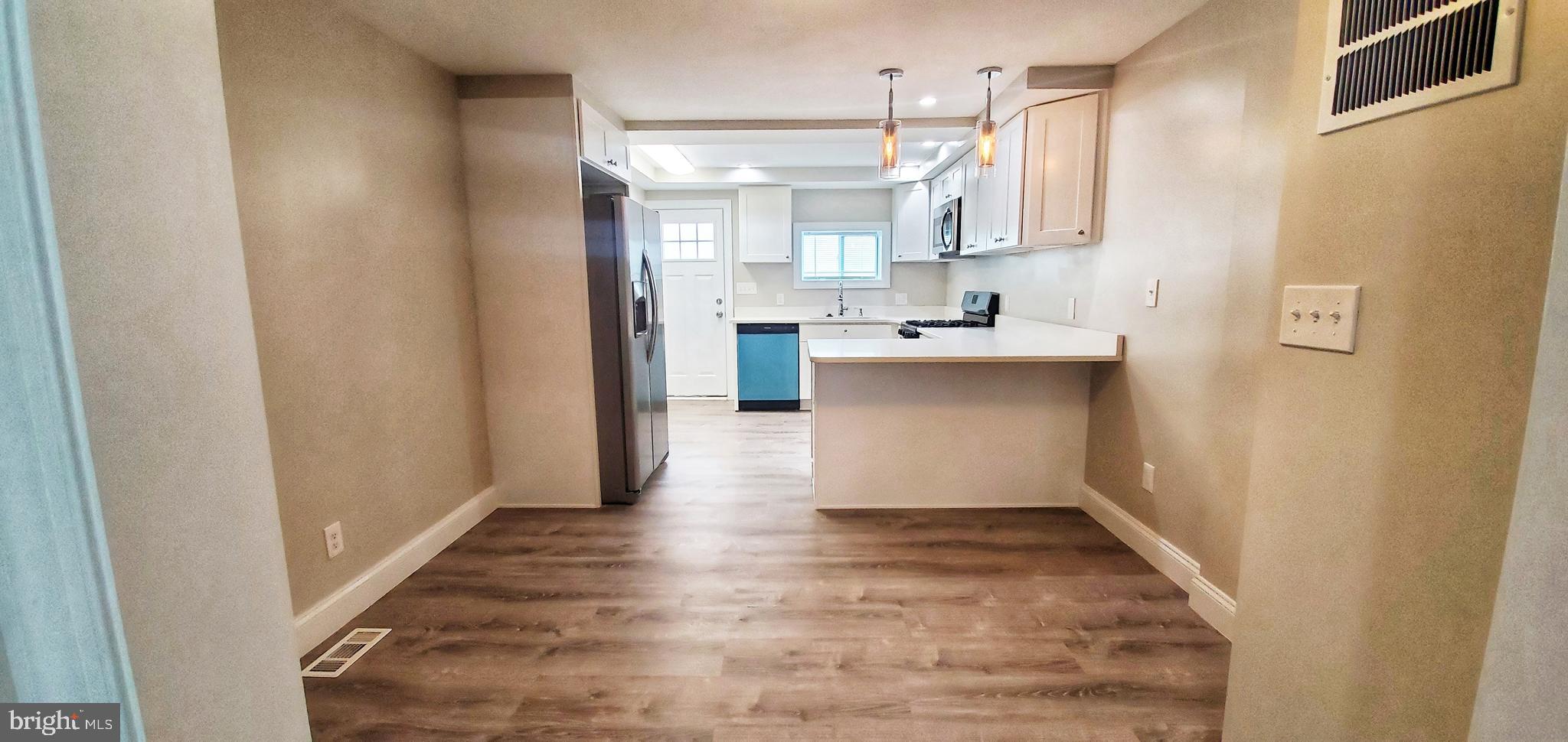 HIGHLANDTOWN - Residential