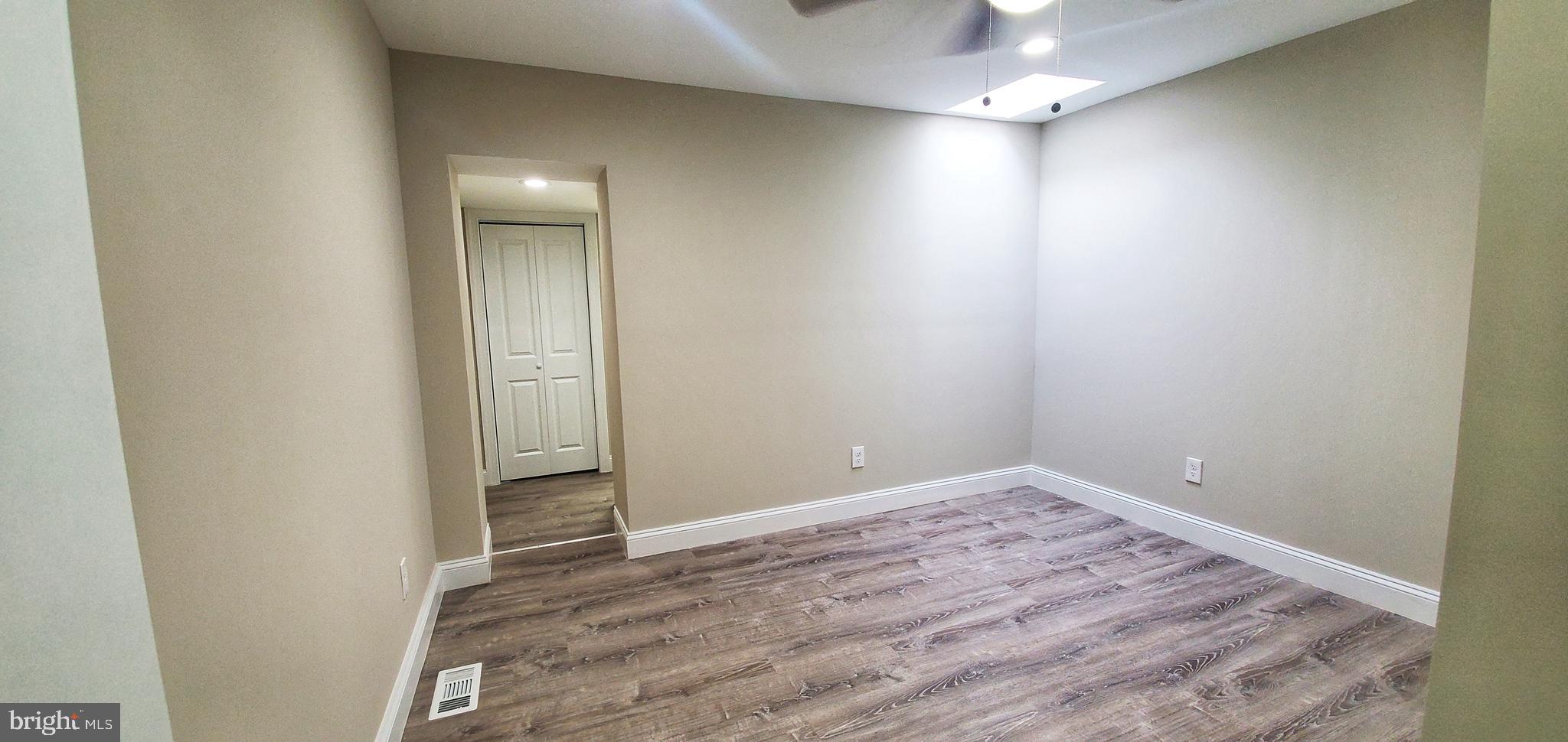 HIGHLANDTOWN - Residential