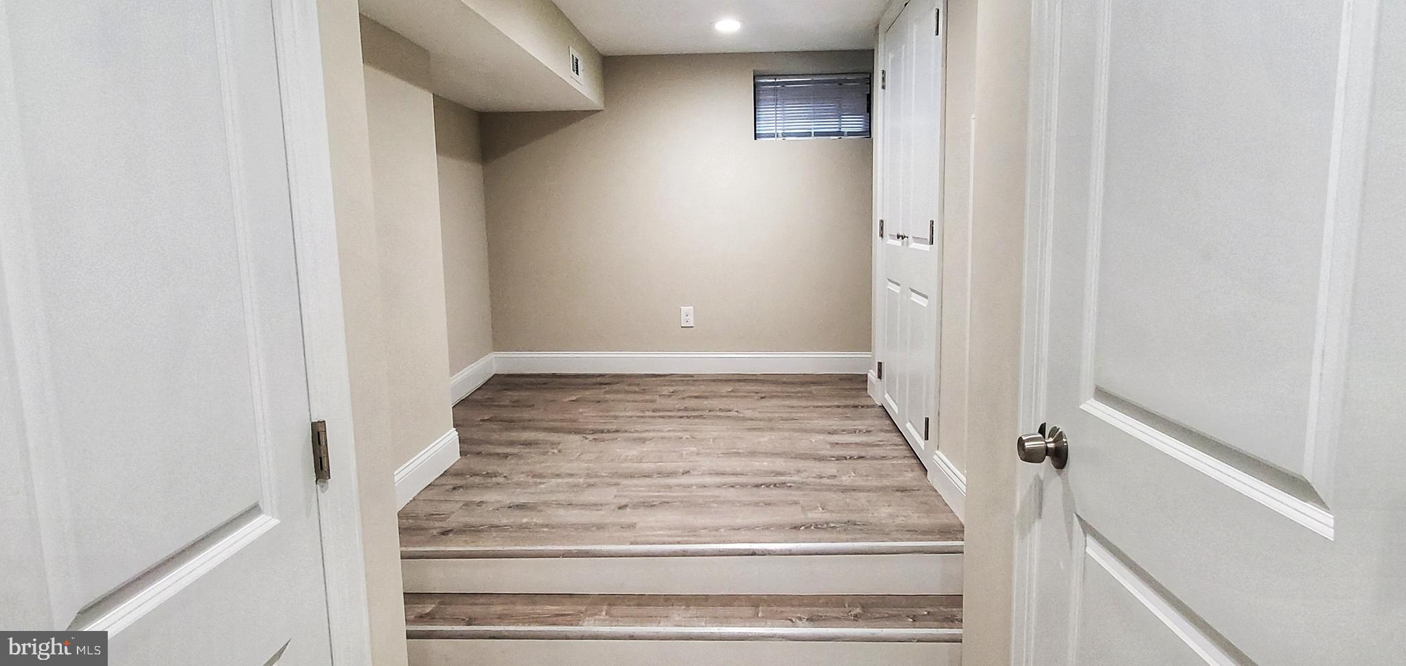 HIGHLANDTOWN - Residential