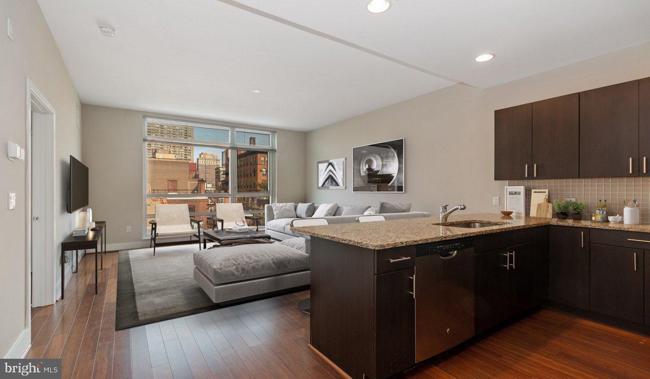 WASHINGTON SQ - Residential Lease