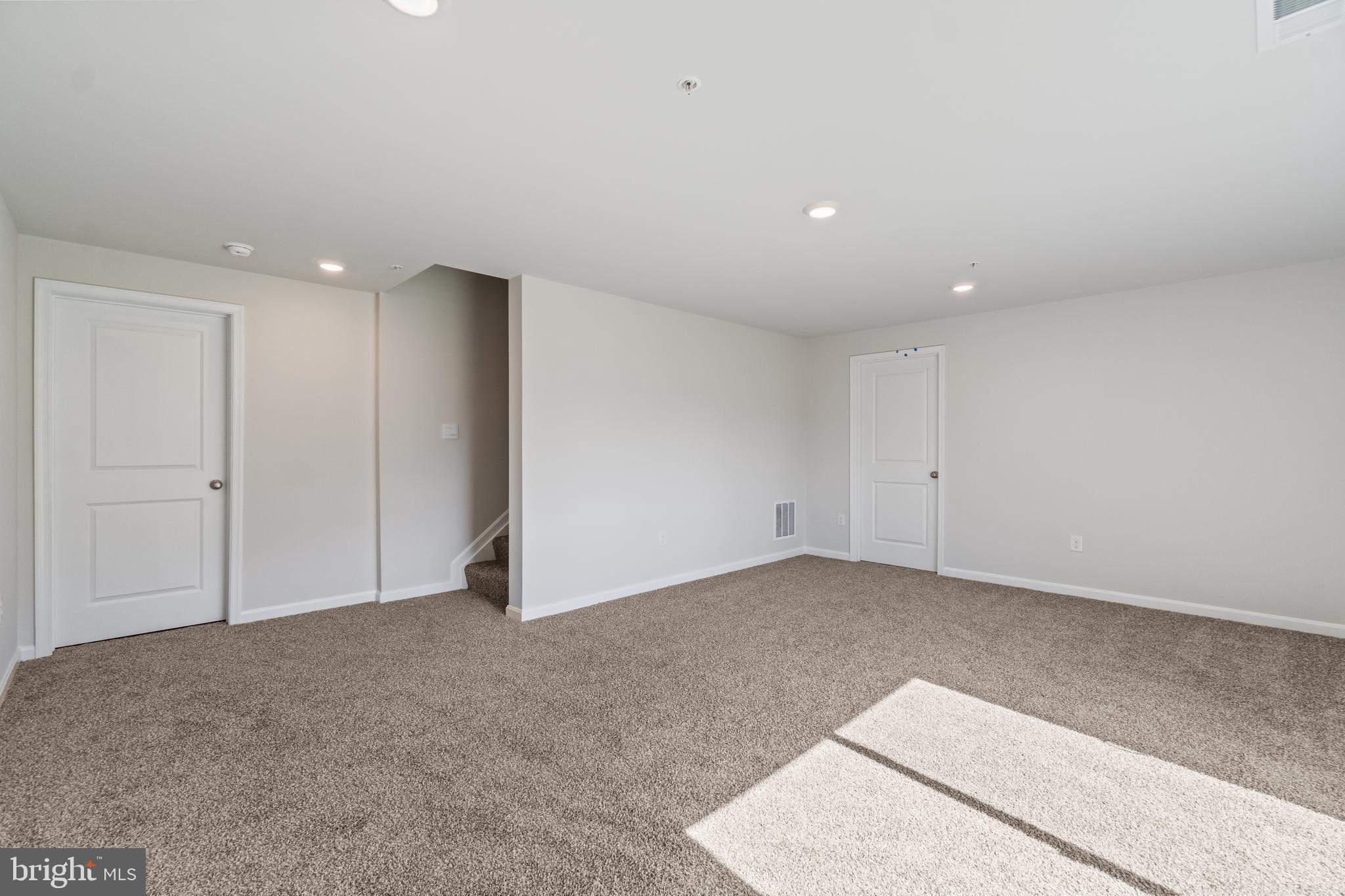 RED HILL - Residential