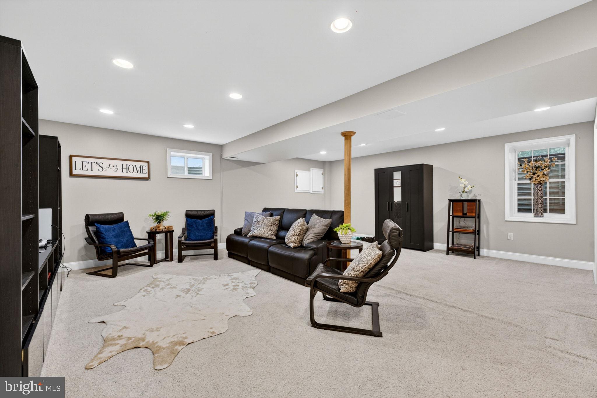 BURKE CENTRE - Residential