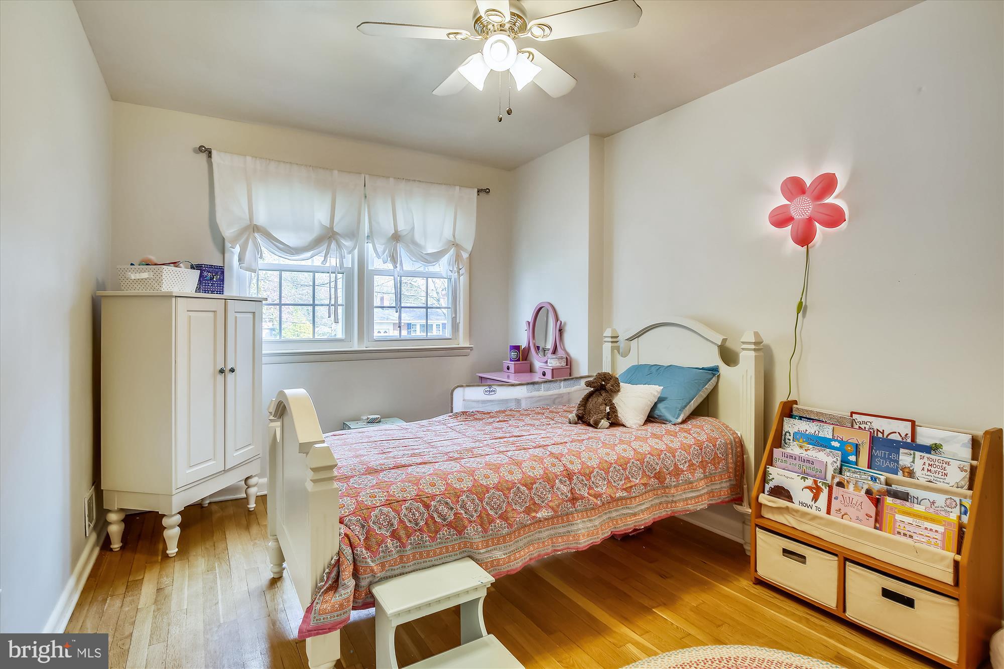 HOLLINDALE - Residential