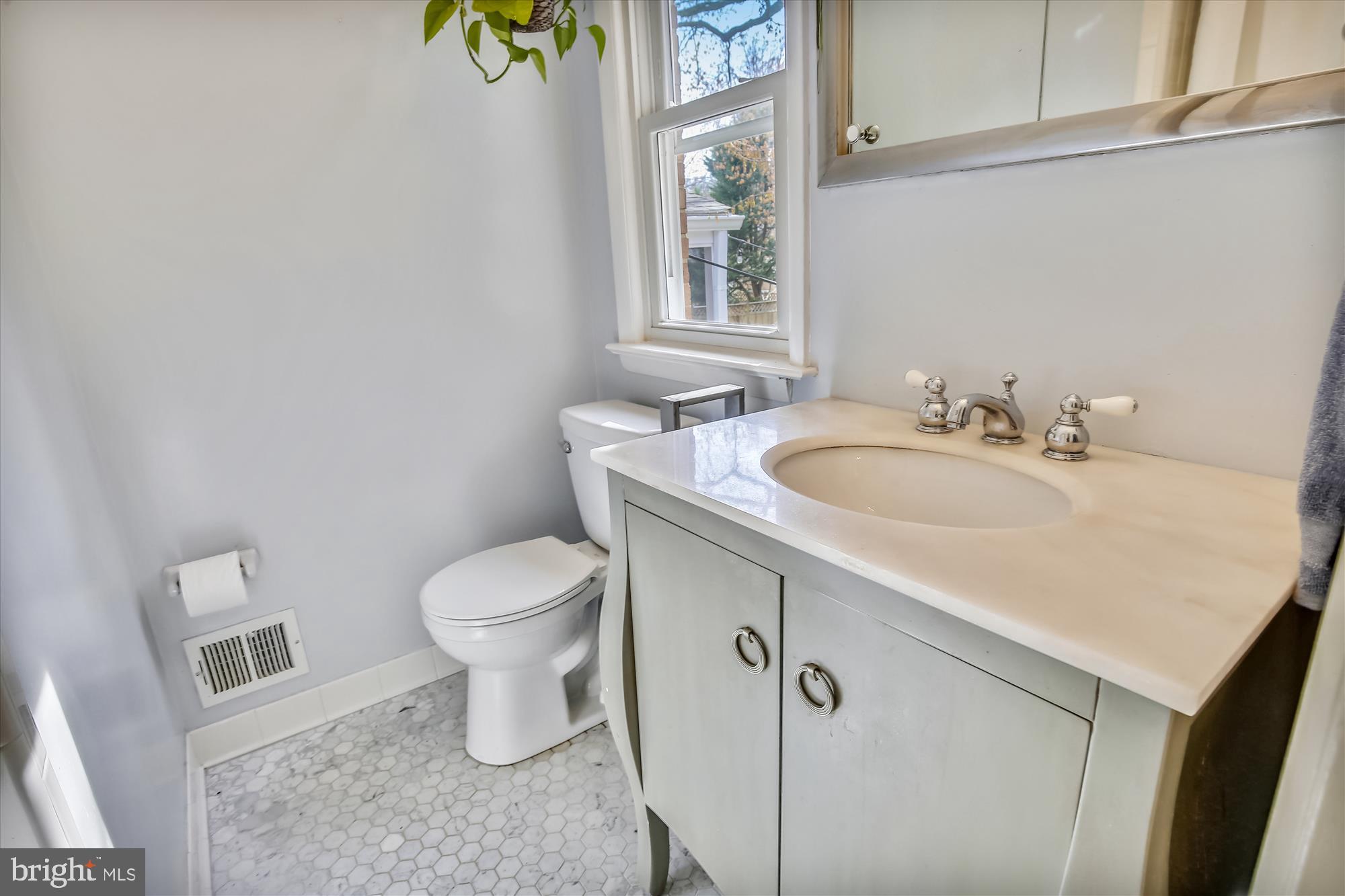 HOLLINDALE - Residential