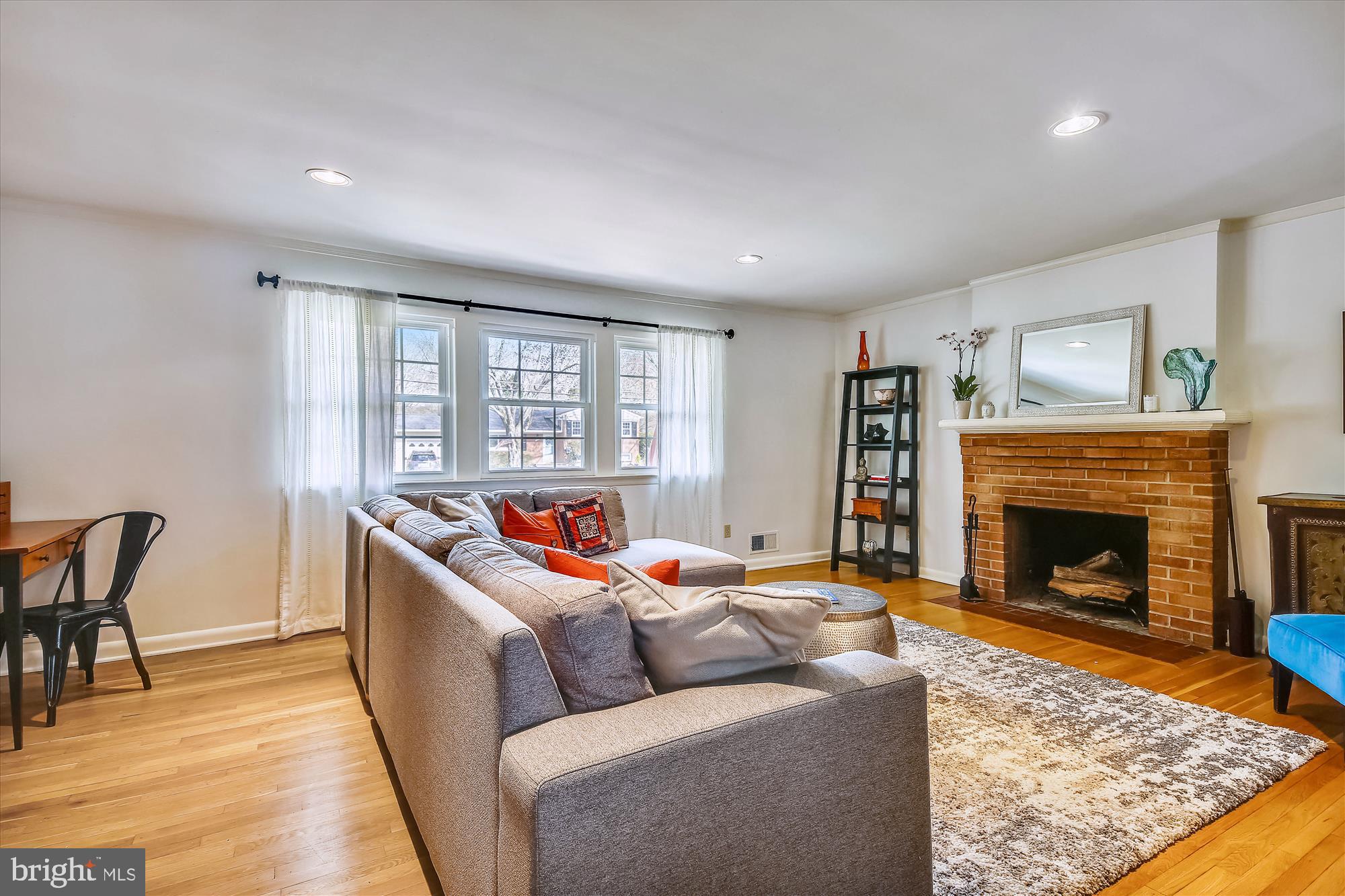 HOLLINDALE - Residential