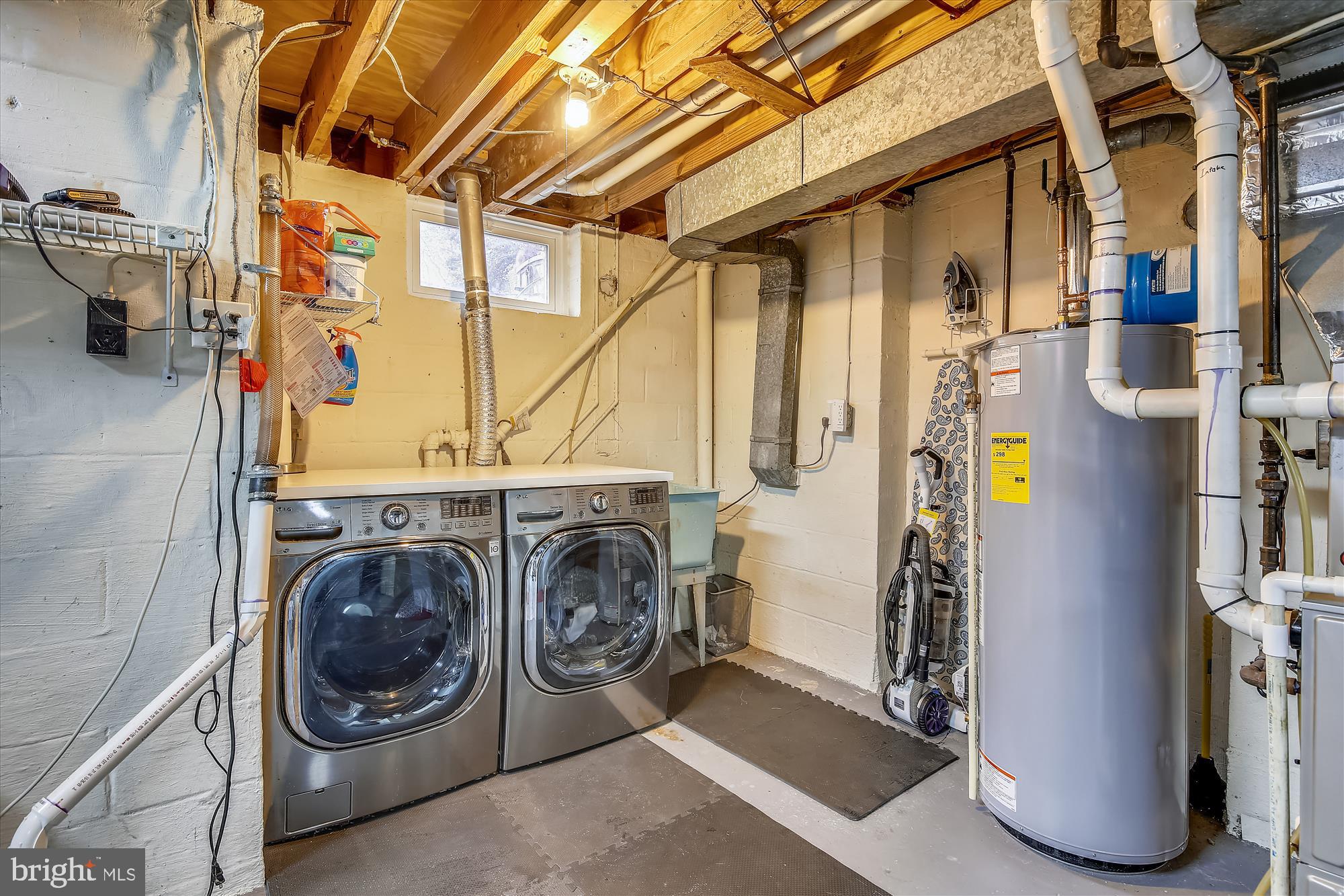 HOLLINDALE - Residential