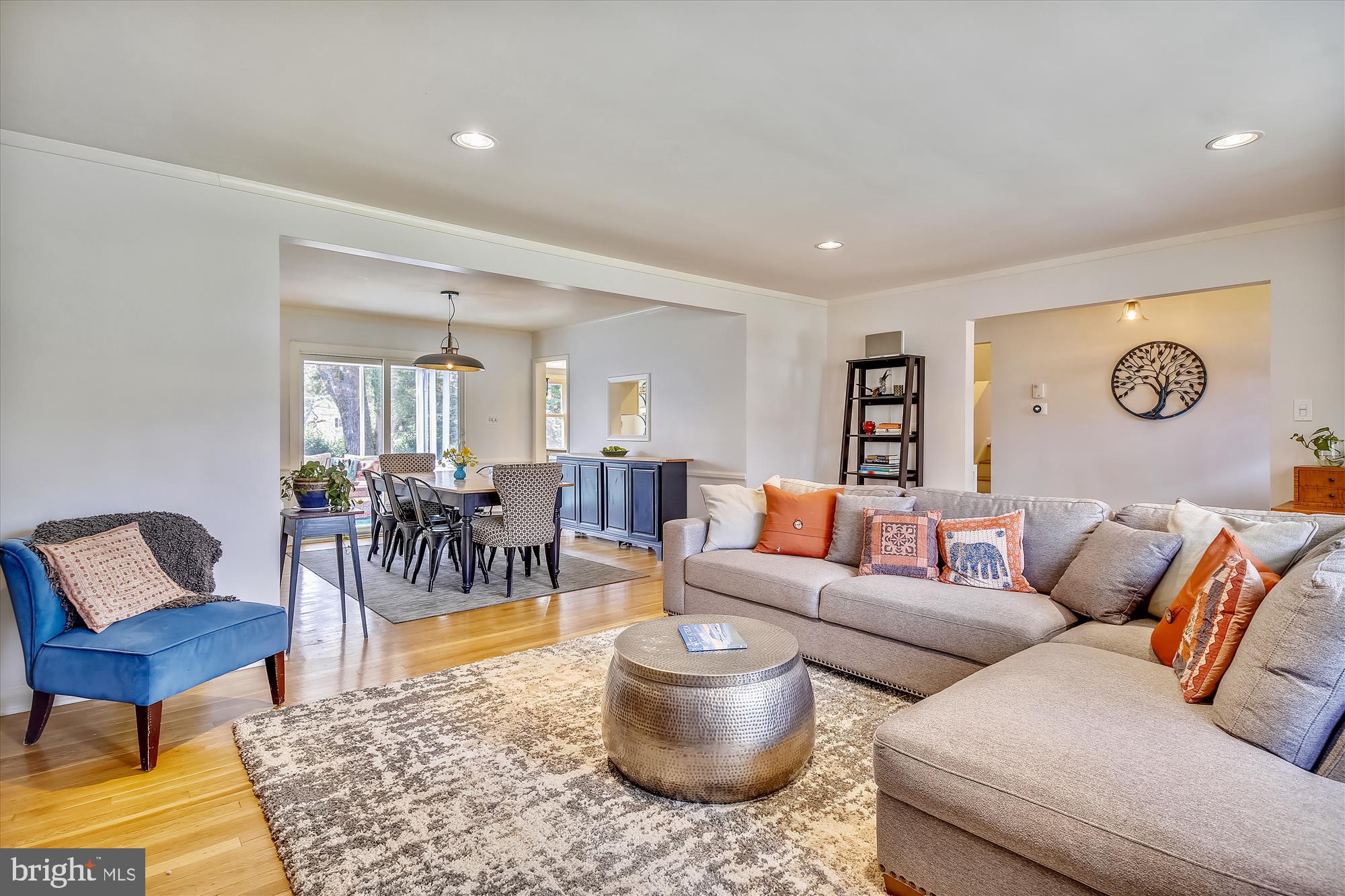 HOLLINDALE - Residential