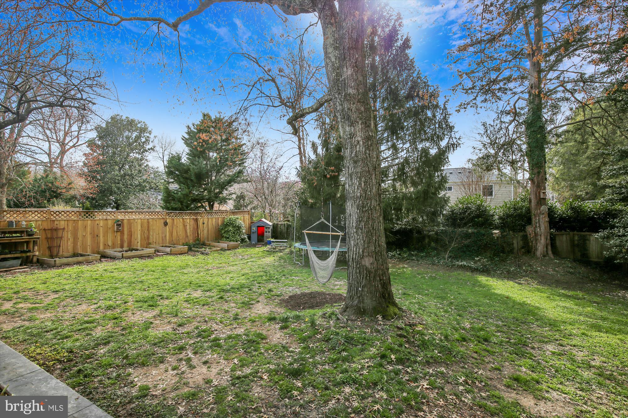 HOLLINDALE - Residential