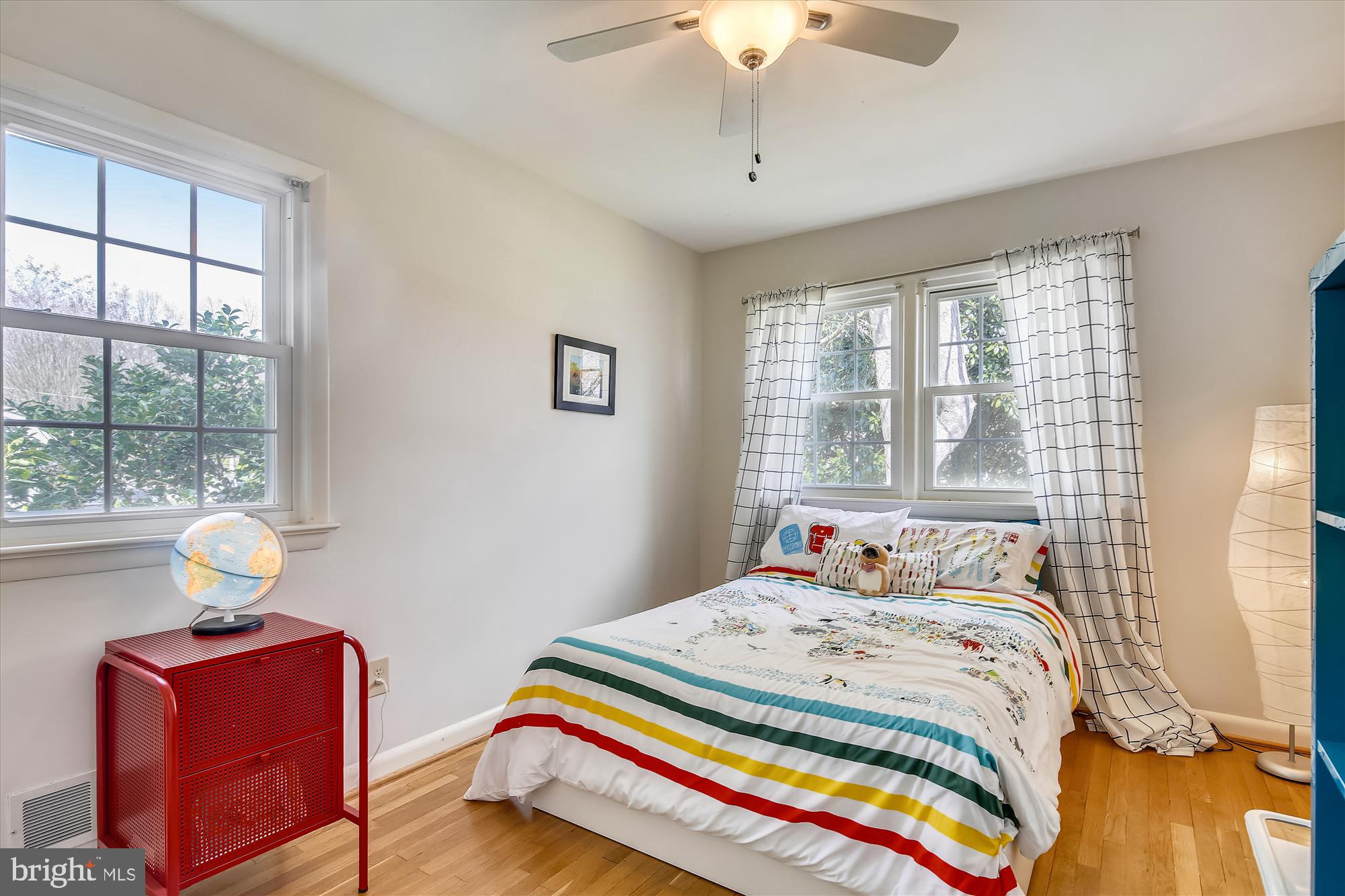 HOLLINDALE - Residential