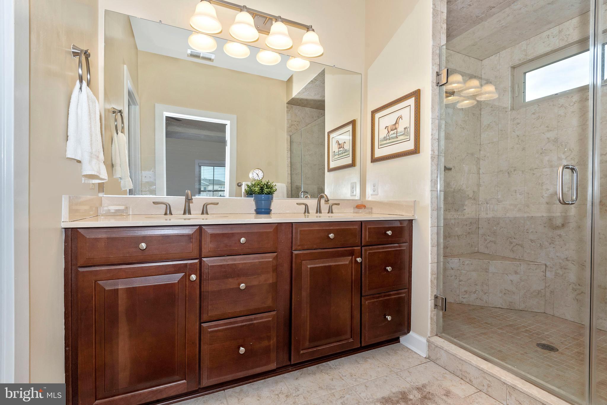 VILLAGES OF URBANA - Residential Lease