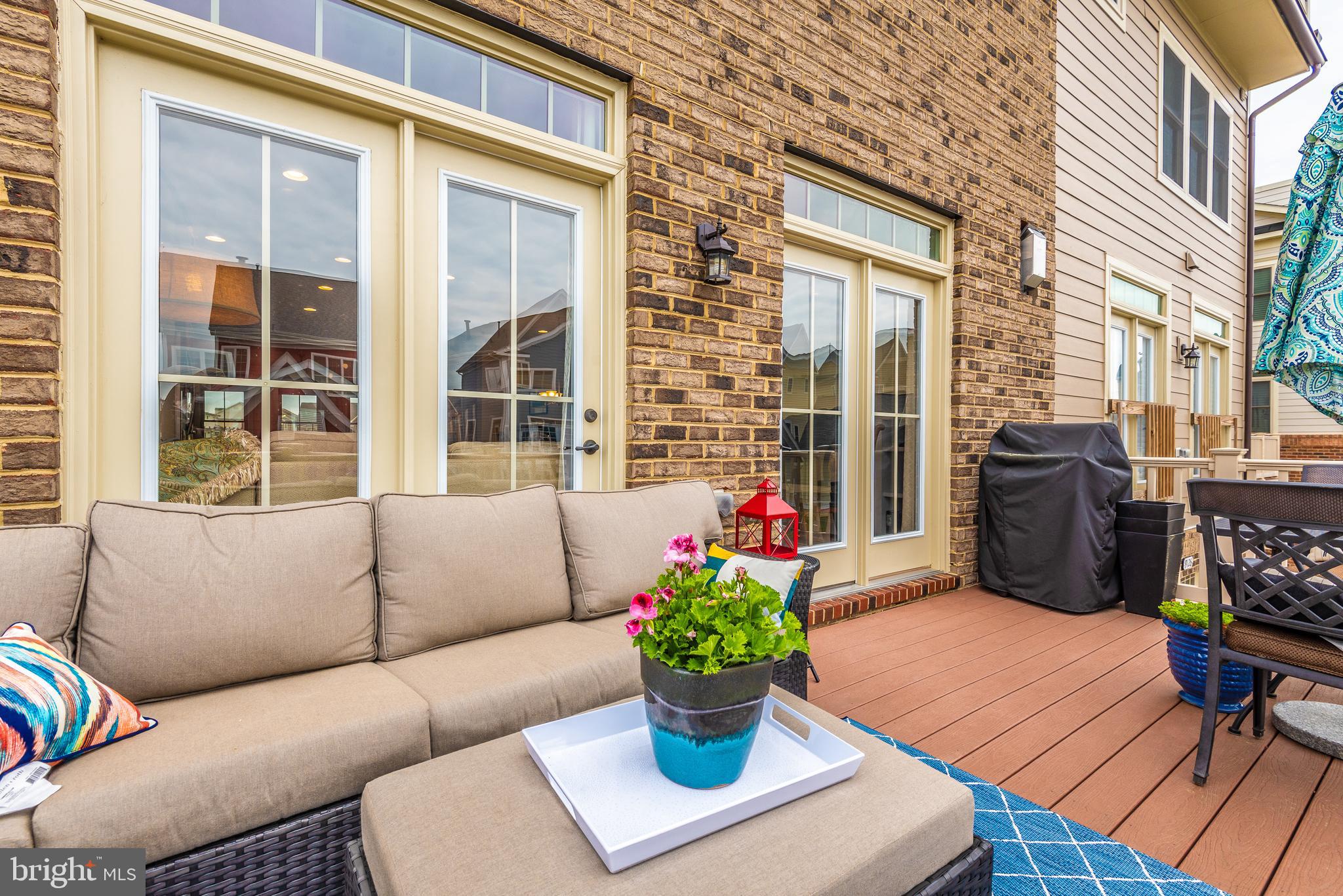 VILLAGES OF URBANA - Residential Lease