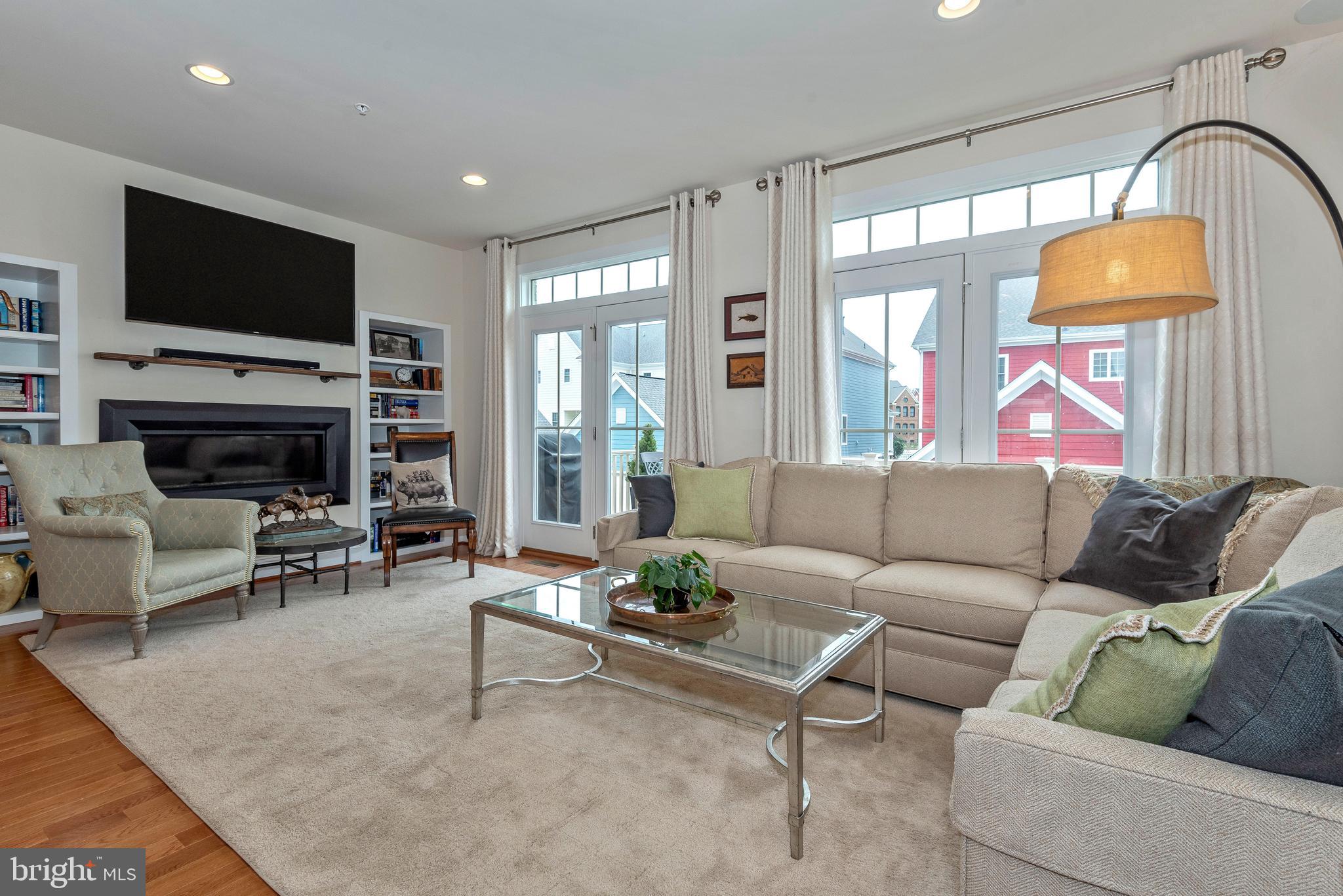 VILLAGES OF URBANA - Residential Lease