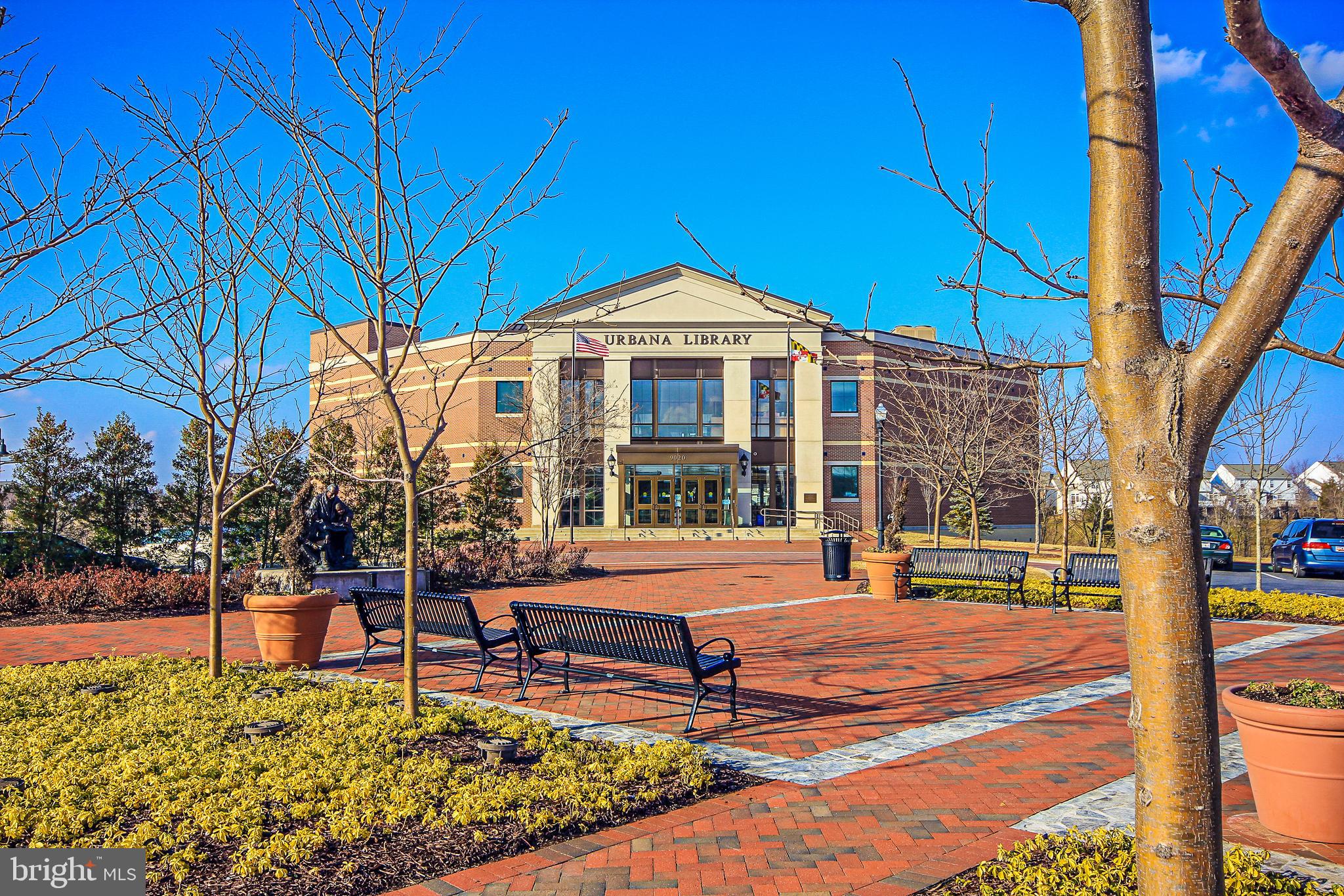 VILLAGES OF URBANA - Residential Lease